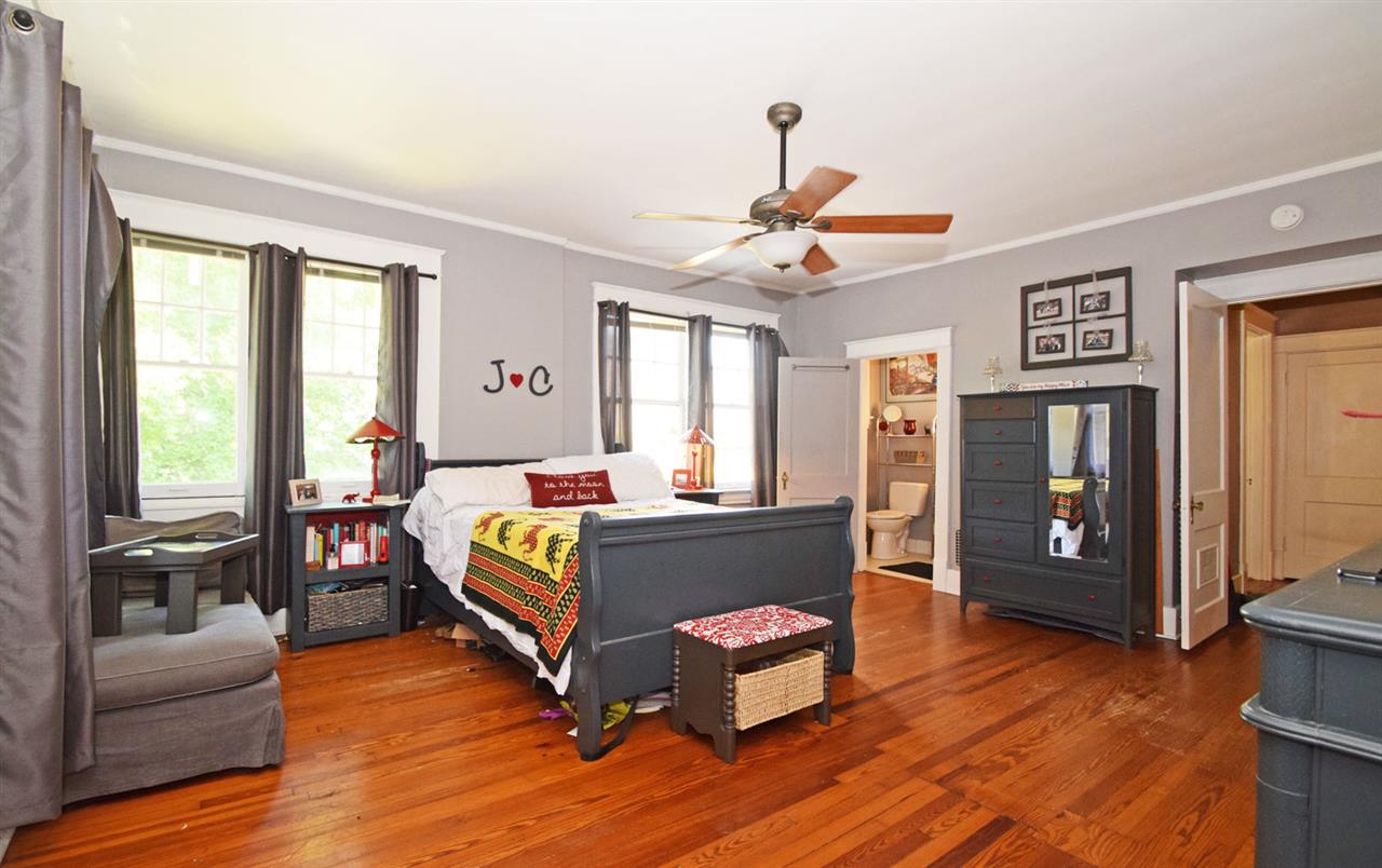 Weldon E Wrights - Residential