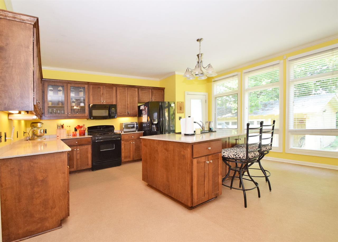 Weldon E Wrights - Residential