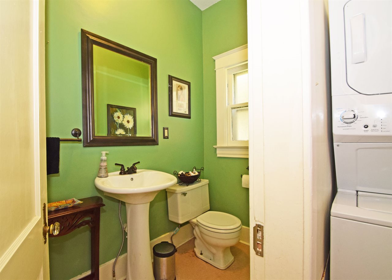 Weldon E Wrights - Residential
