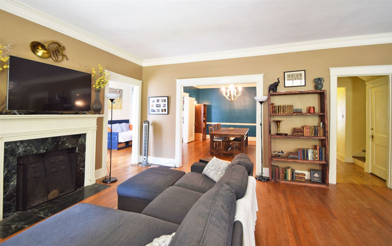 Weldon E Wrights - Residential