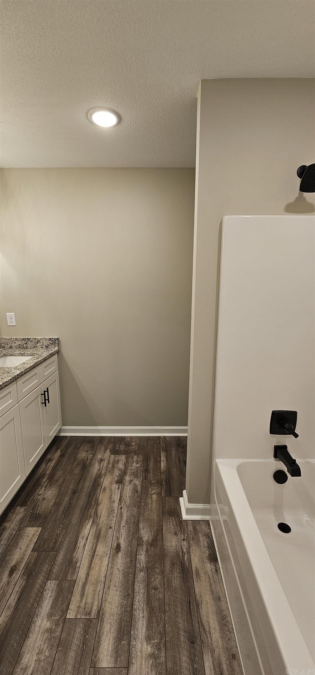 BROOKSHIRE PLACE - Residential Lease
