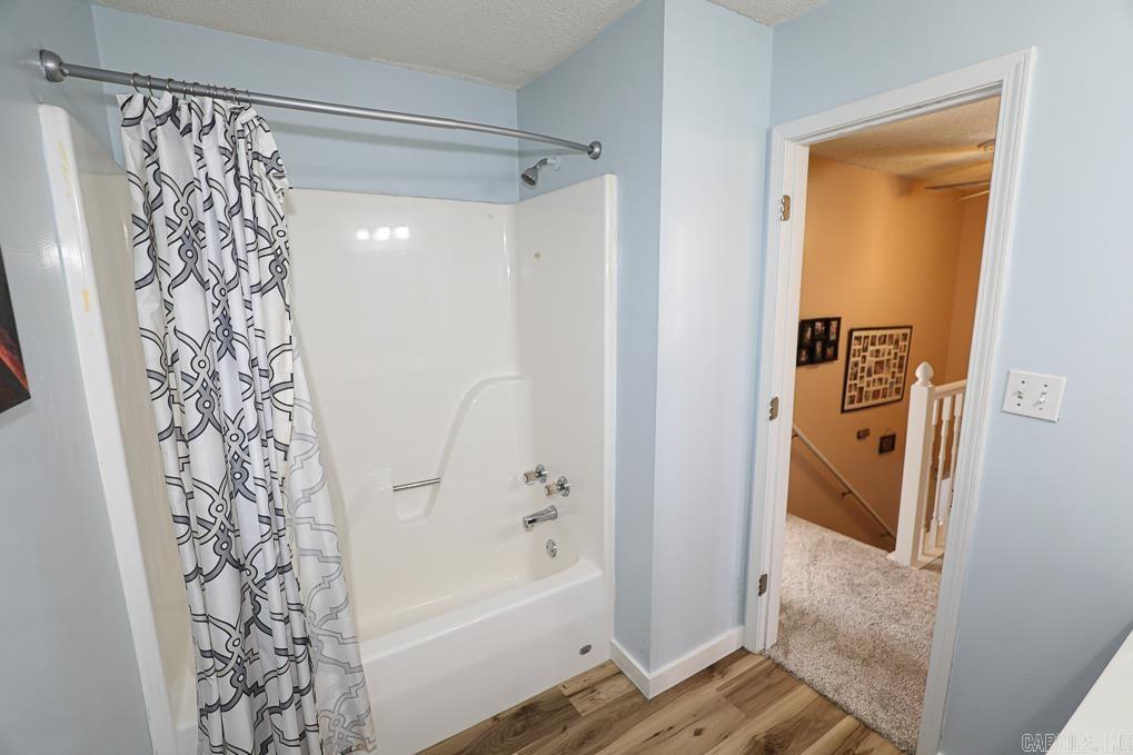 CHERRY CREEK - Residential