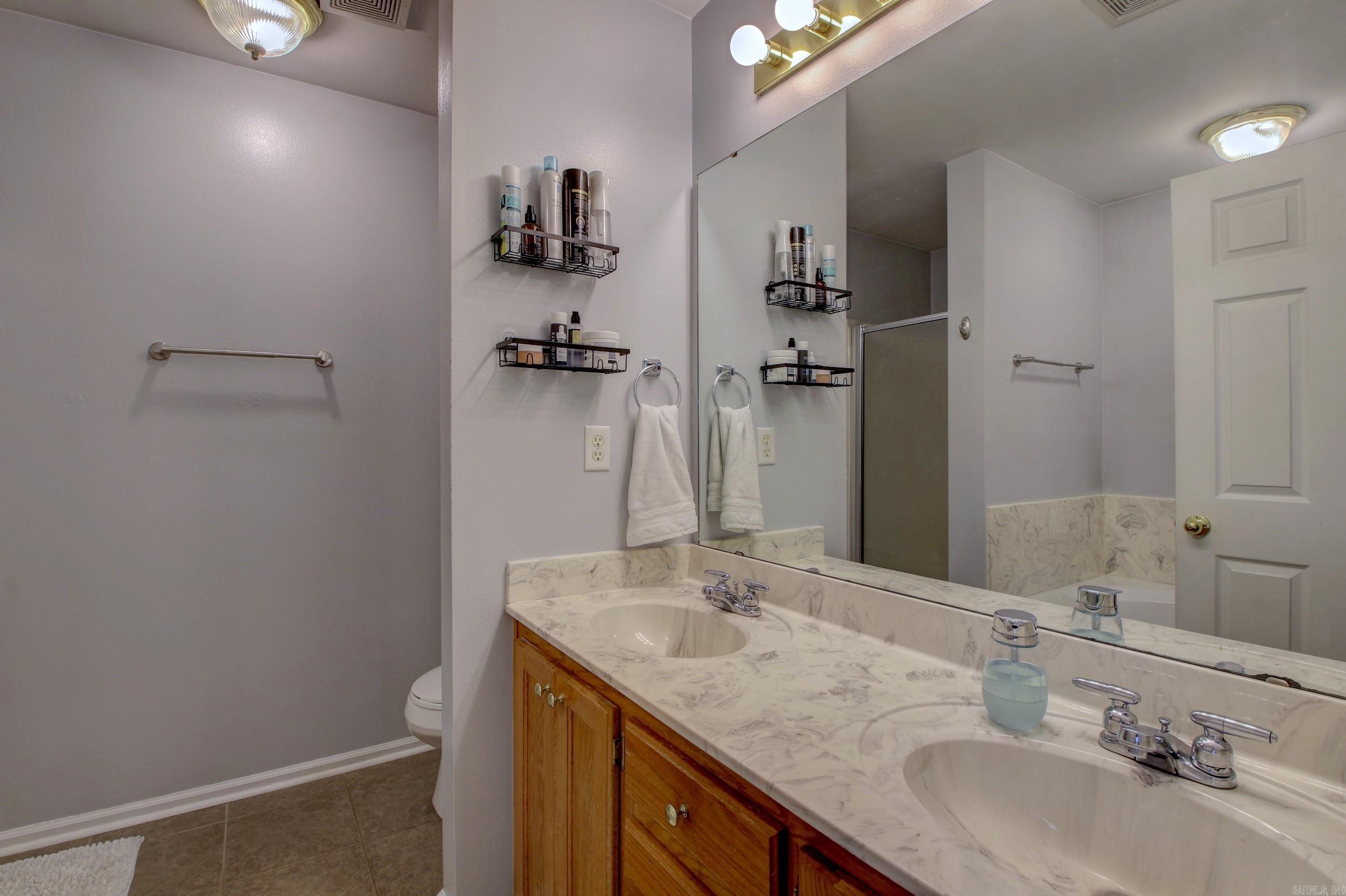 HARTFORD HILLS - Residential