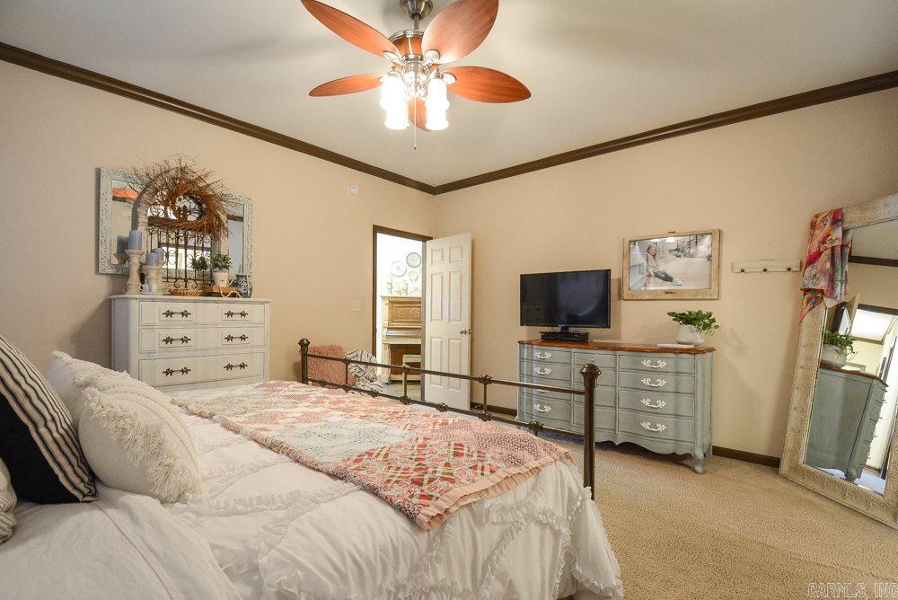 MEADOWLAKE - Residential
