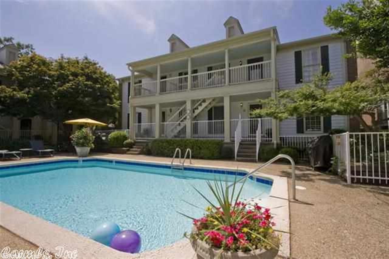 Linden Court Condos is a beautiful setting for you all year round.  Located just steps from the pool this 2 bedroom condo on the first level has been completely remodeled!  Updates include new paint, new hardwood floors throughout, kitchen remodel with new stainless steel appliances that convey & new blacksplash, new fixtures, new hot water heater, & new furnace. Unit includes a spa like bathroom with Huge jacuzzi tub, glass shower, & double vanities. Master has 2 walk-in closets!
