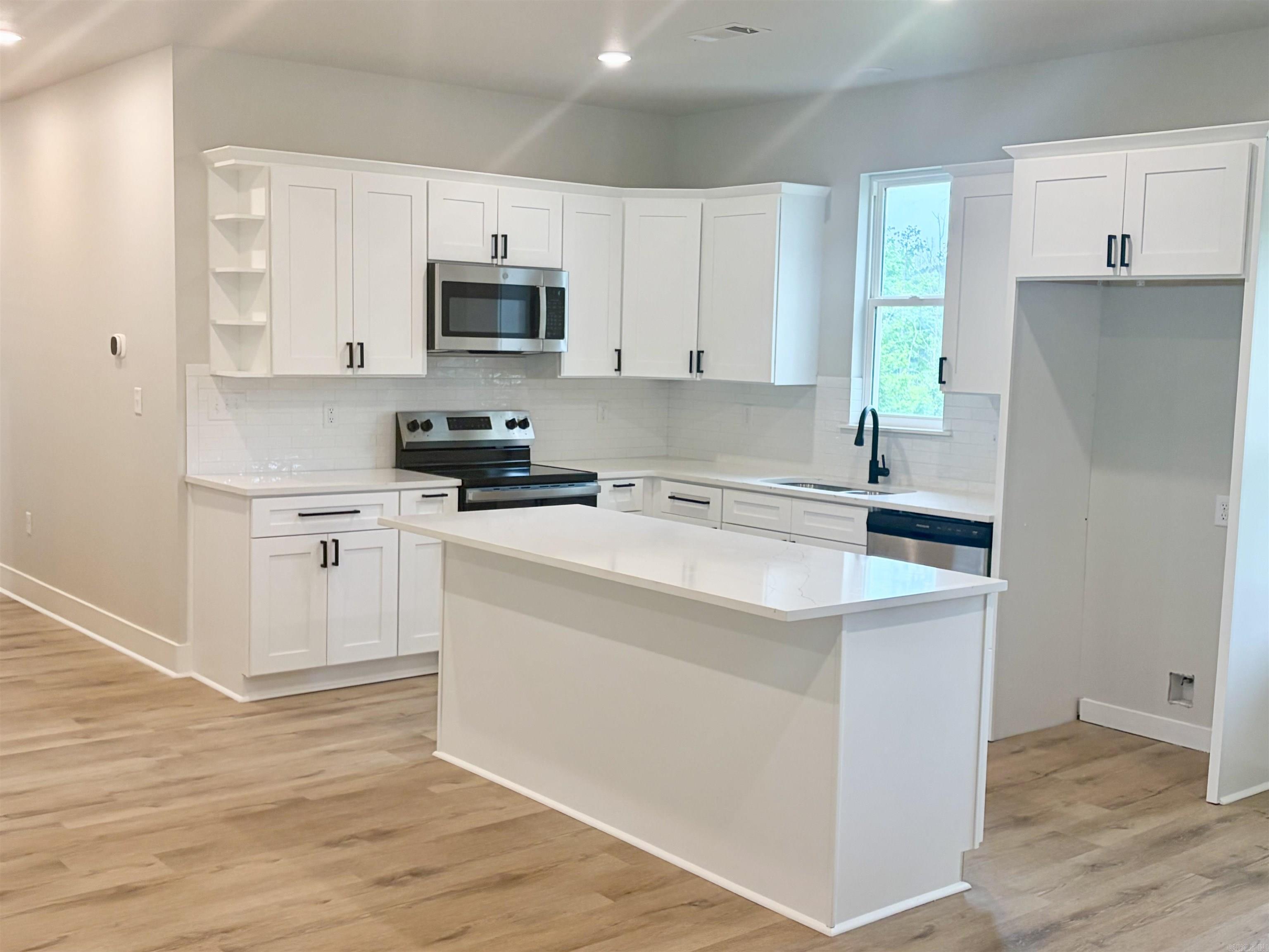 DALE ROAD ACRES PHASE 1 - Residential