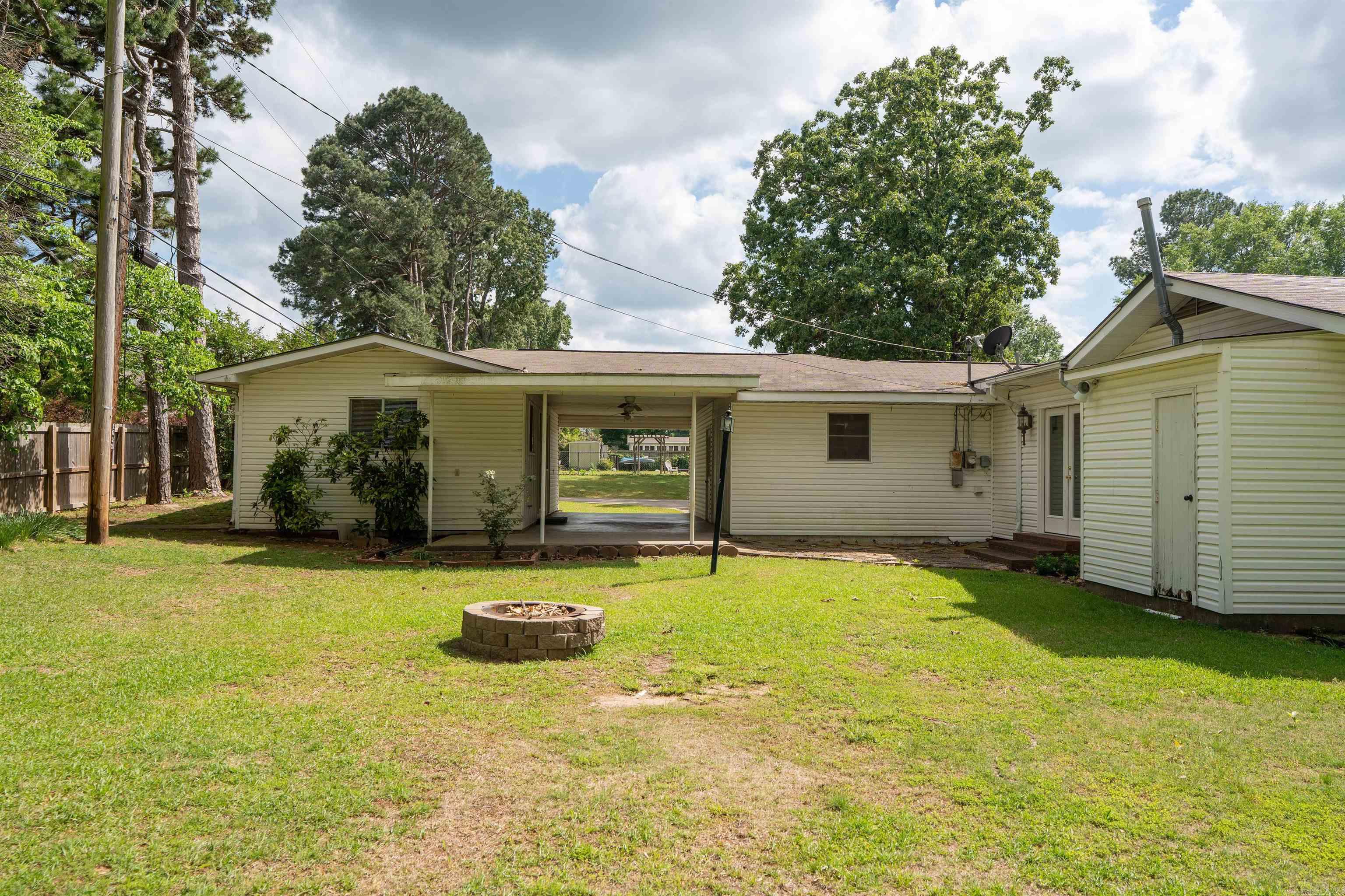 FOUST - Residential