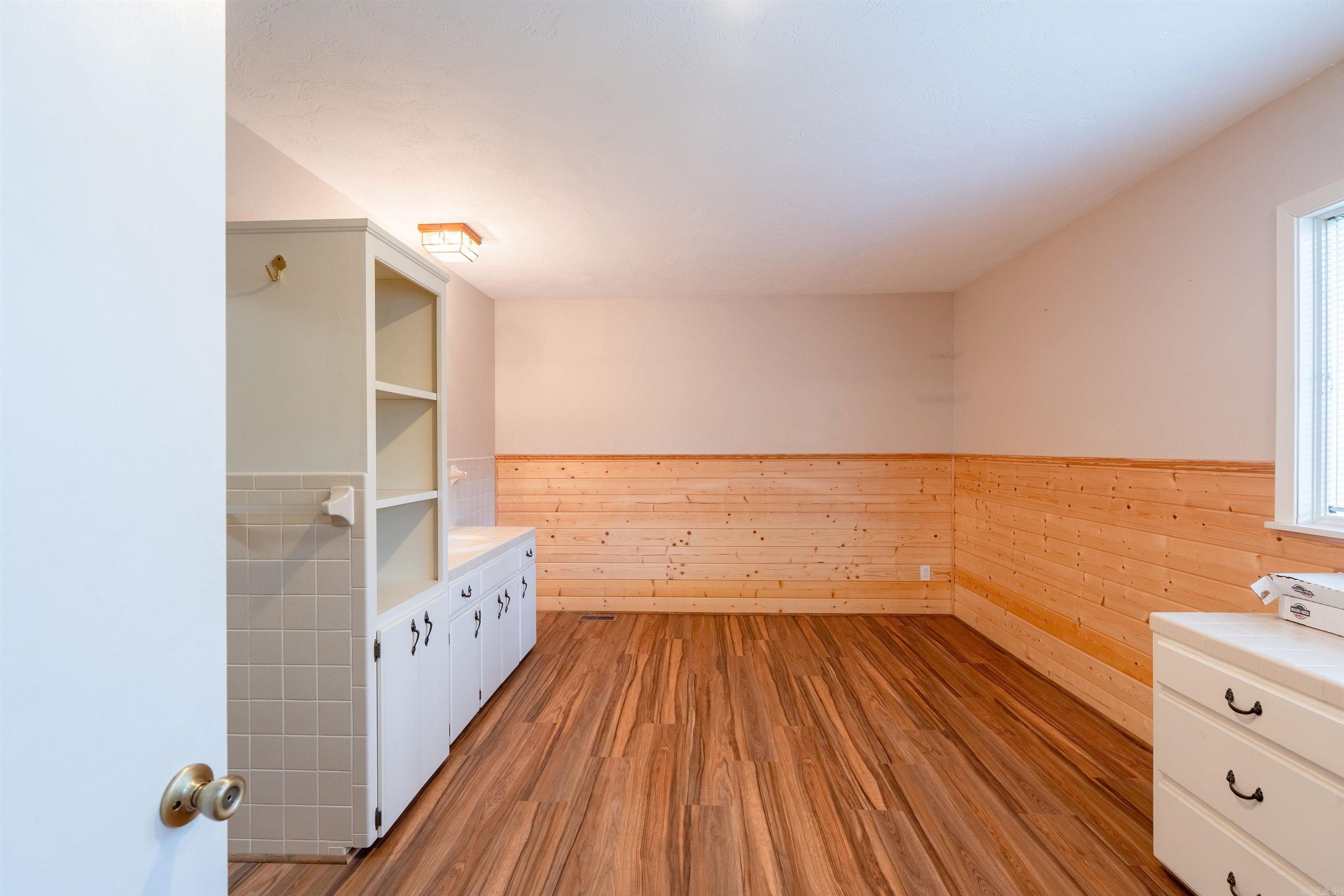 FOUST - Residential