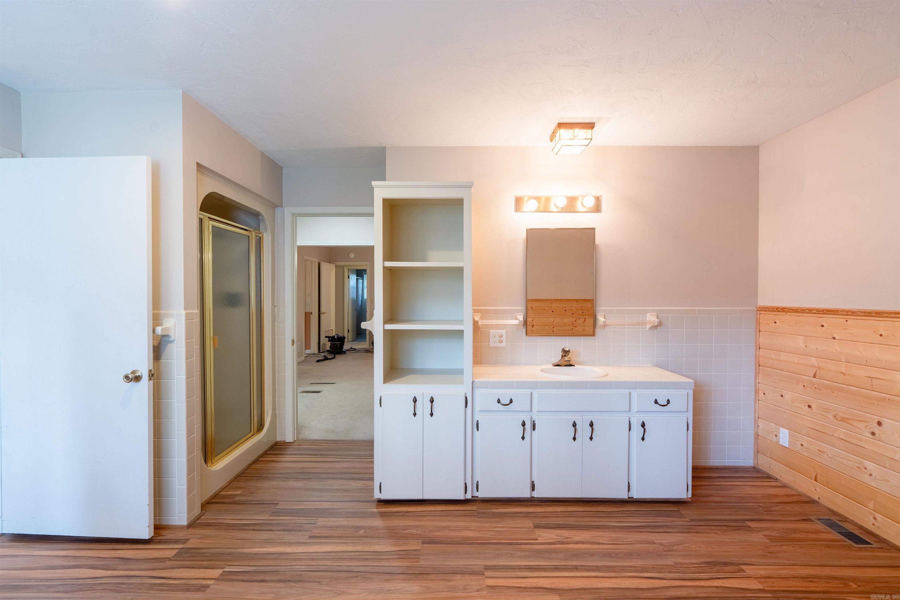 FOUST - Residential