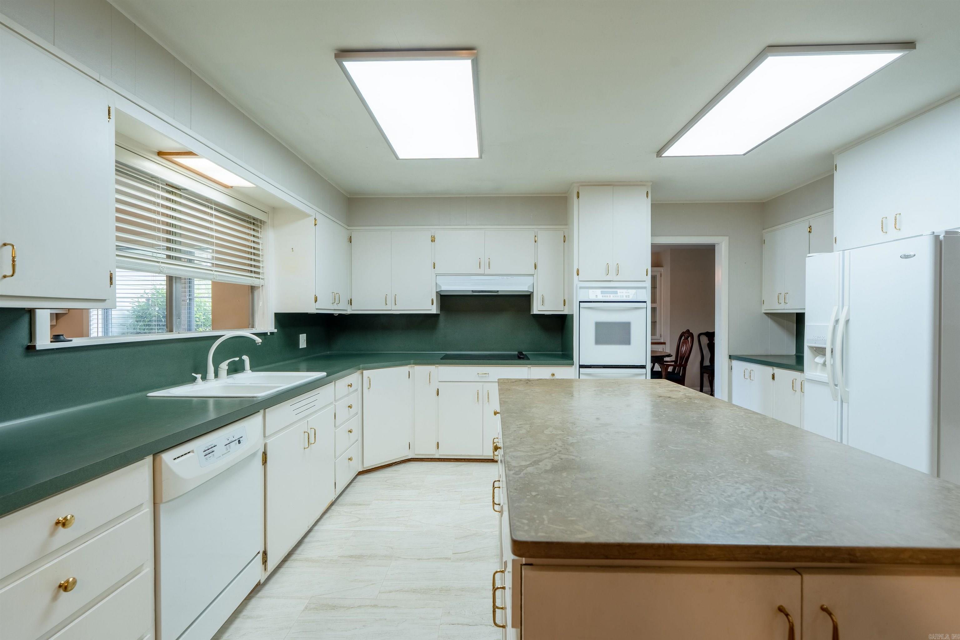 FOUST - Residential