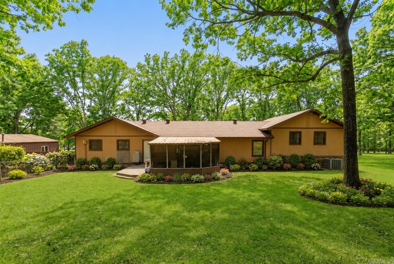 OAKWOOD ESTATES - Residential