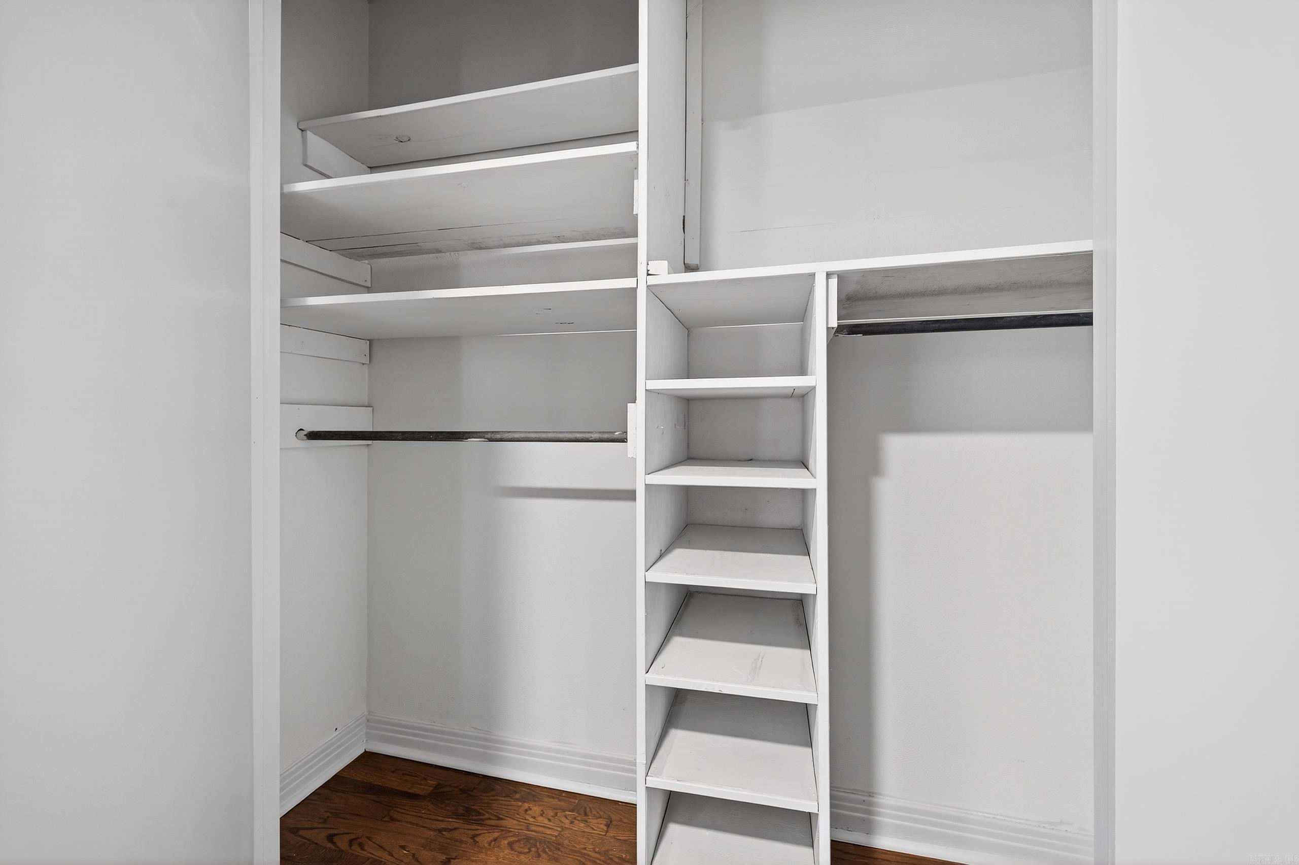 EDDY & LONGINOTTI - Residential