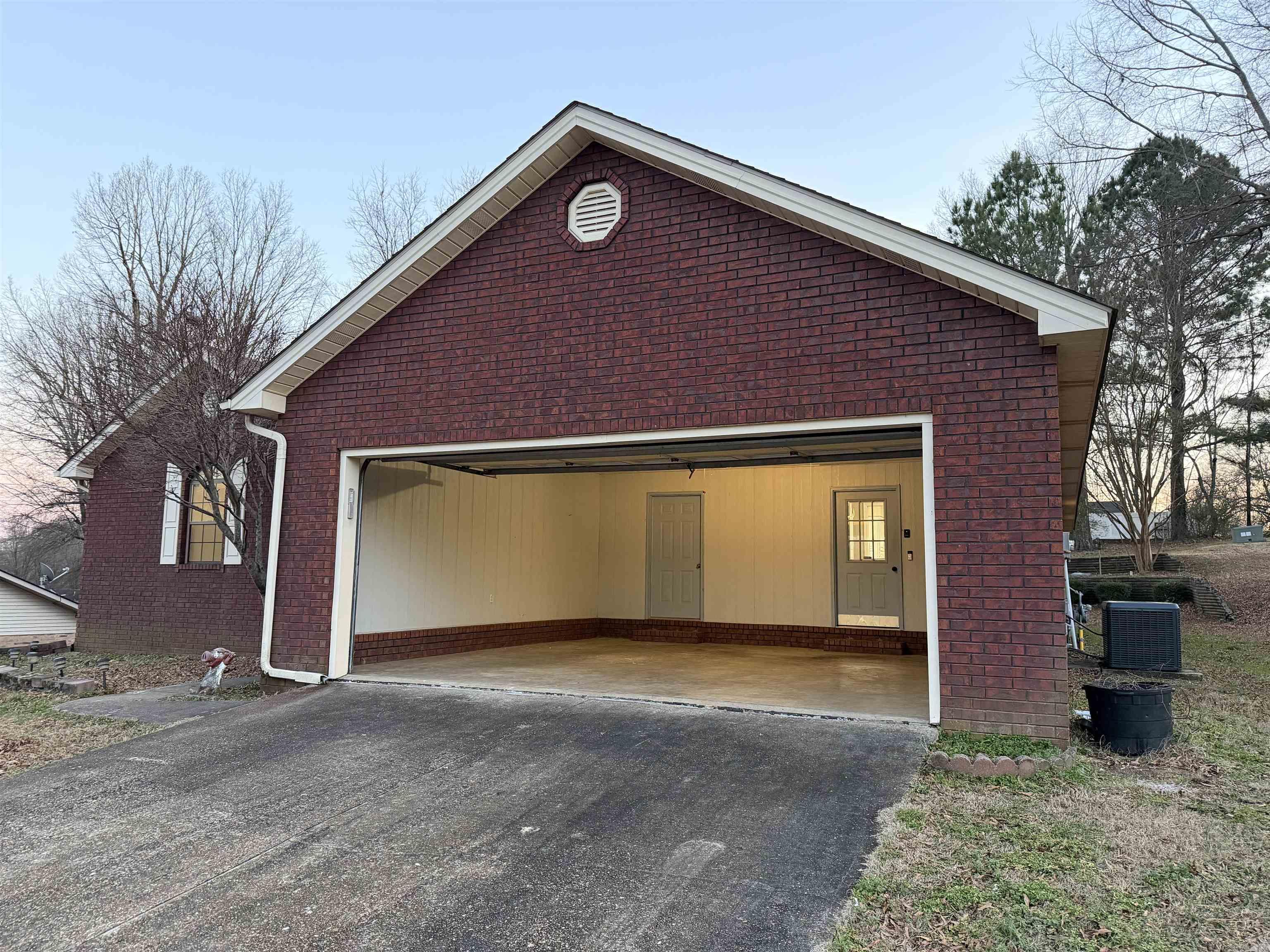 BALLARD HEIGHTS - Residential