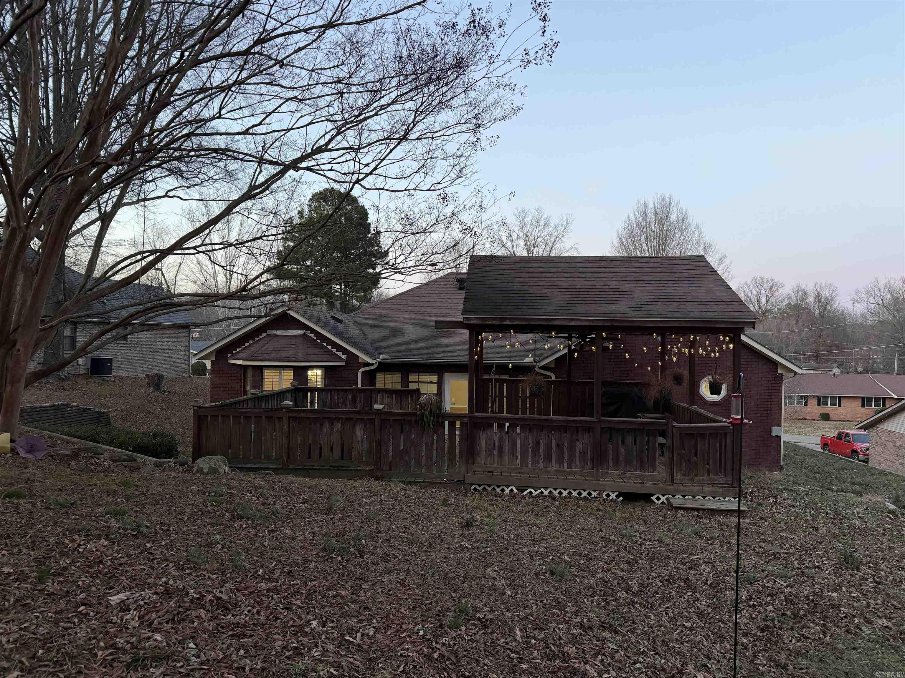 BALLARD HEIGHTS - Residential
