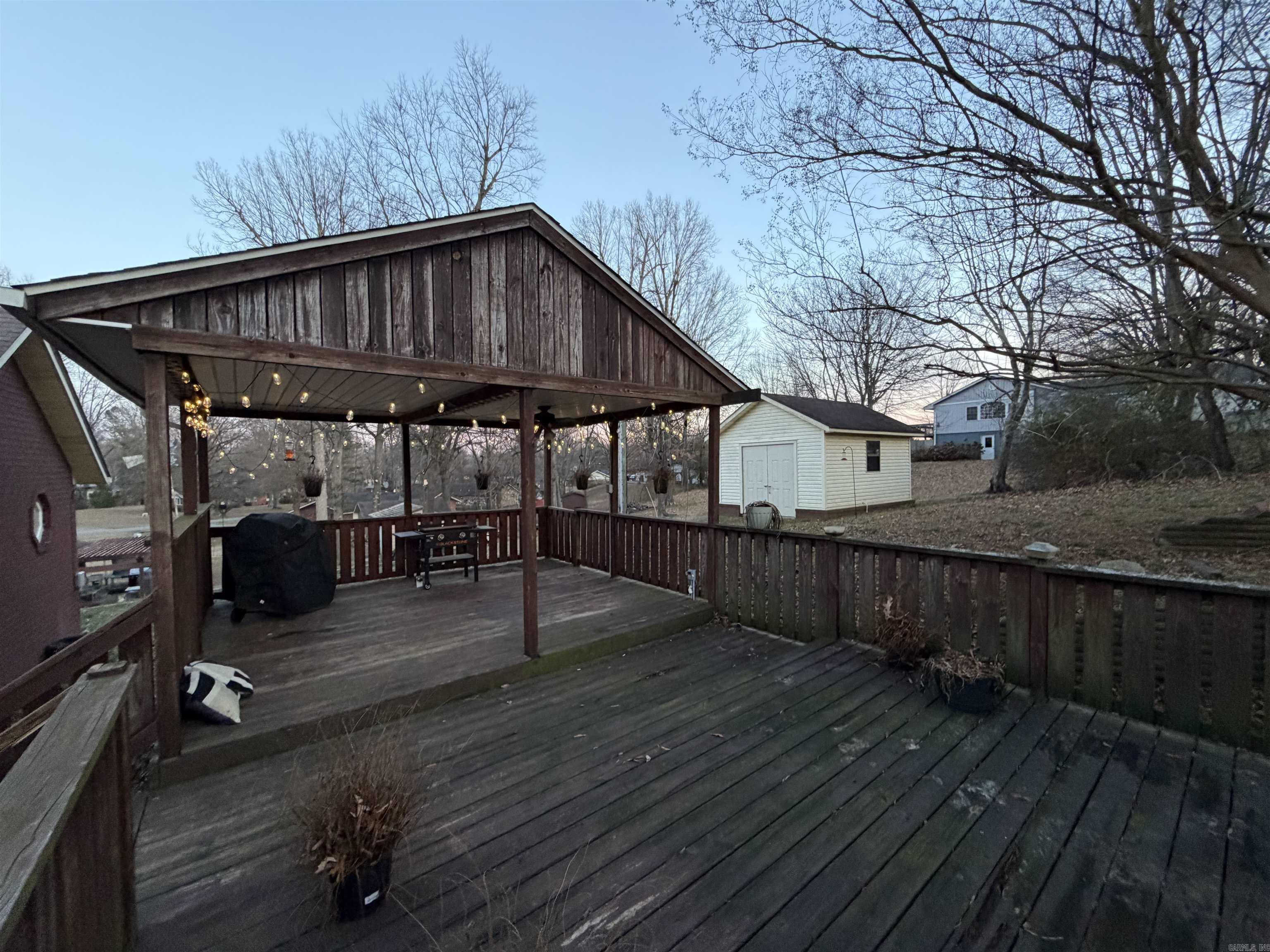 BALLARD HEIGHTS - Residential