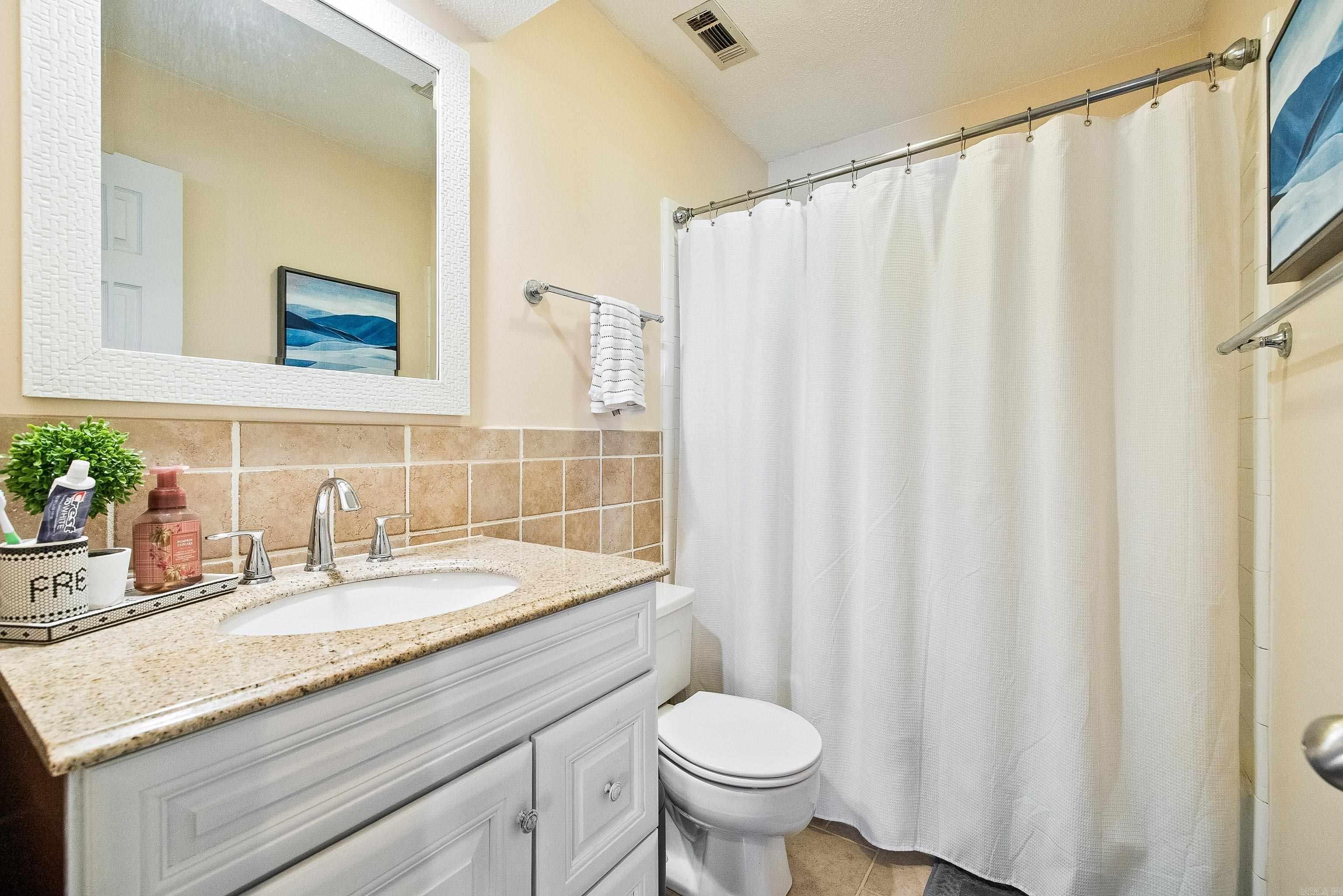 LUDINGTON HGTS - Residential