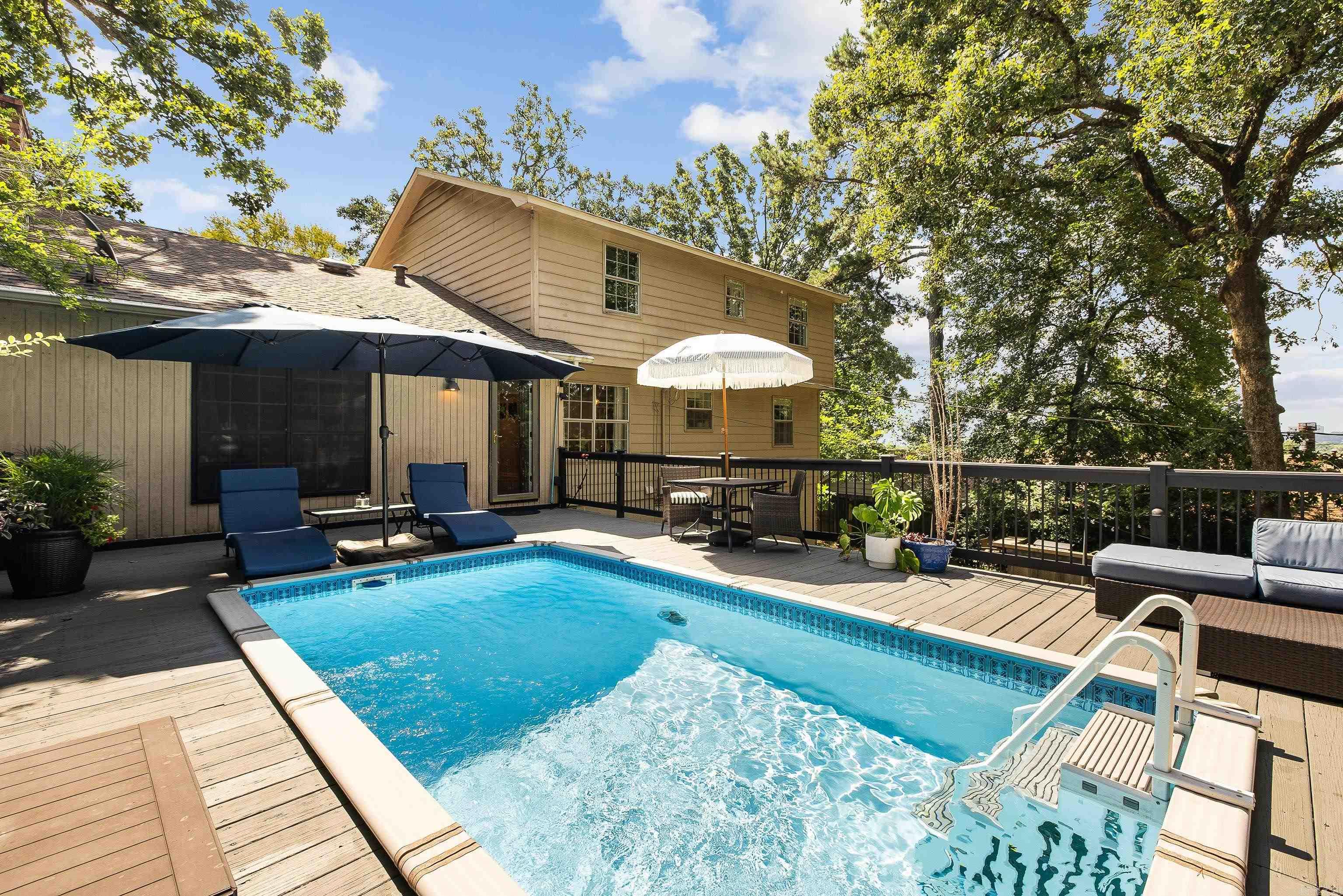 LUDINGTON HGTS - Residential
