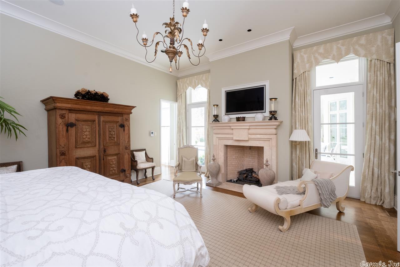 CHENAL VALLEY SOLOGNE CIRCLE - Residential