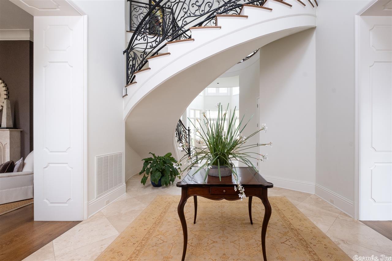 CHENAL VALLEY SOLOGNE CIRCLE - Residential