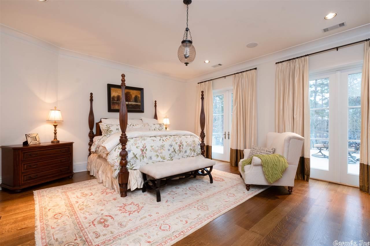 CHENAL VALLEY SOLOGNE CIRCLE - Residential