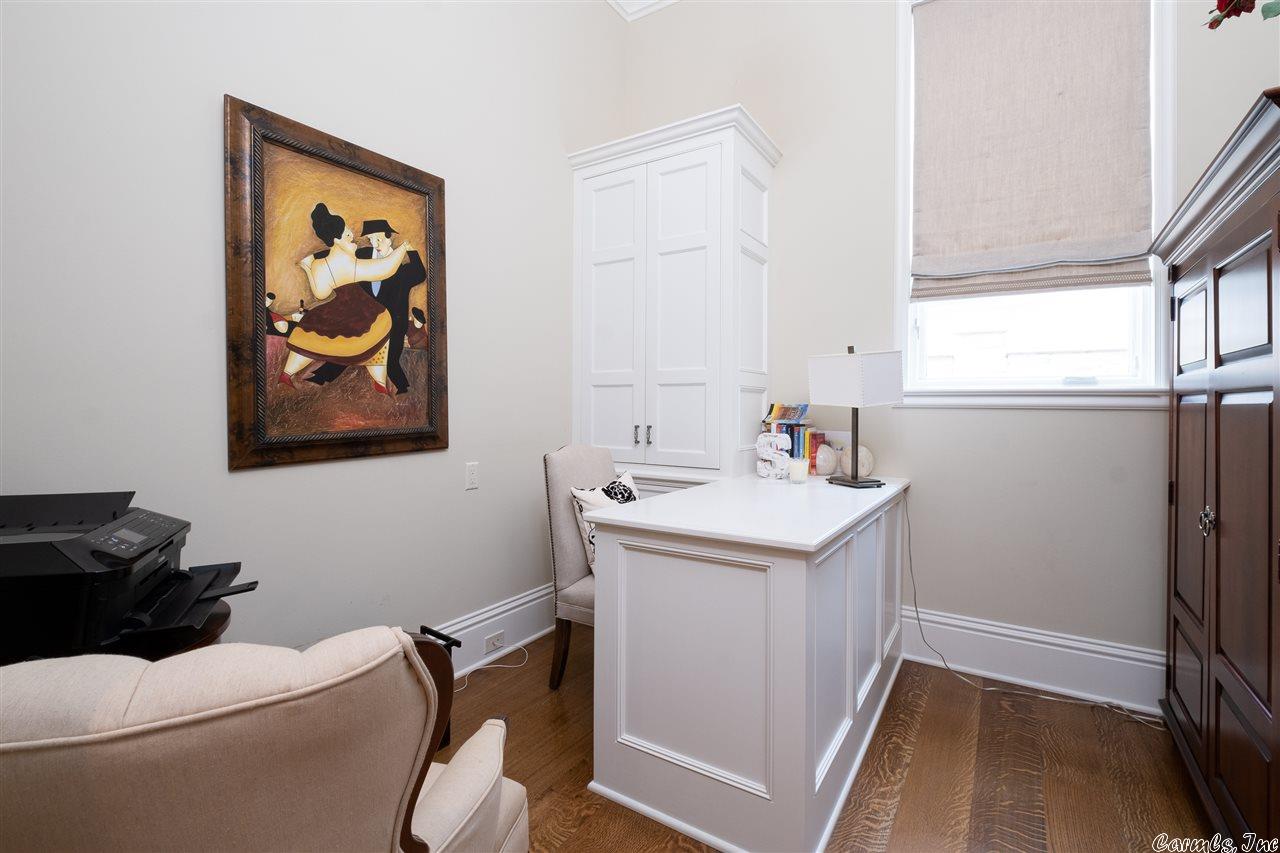 CHENAL VALLEY SOLOGNE CIRCLE - Residential