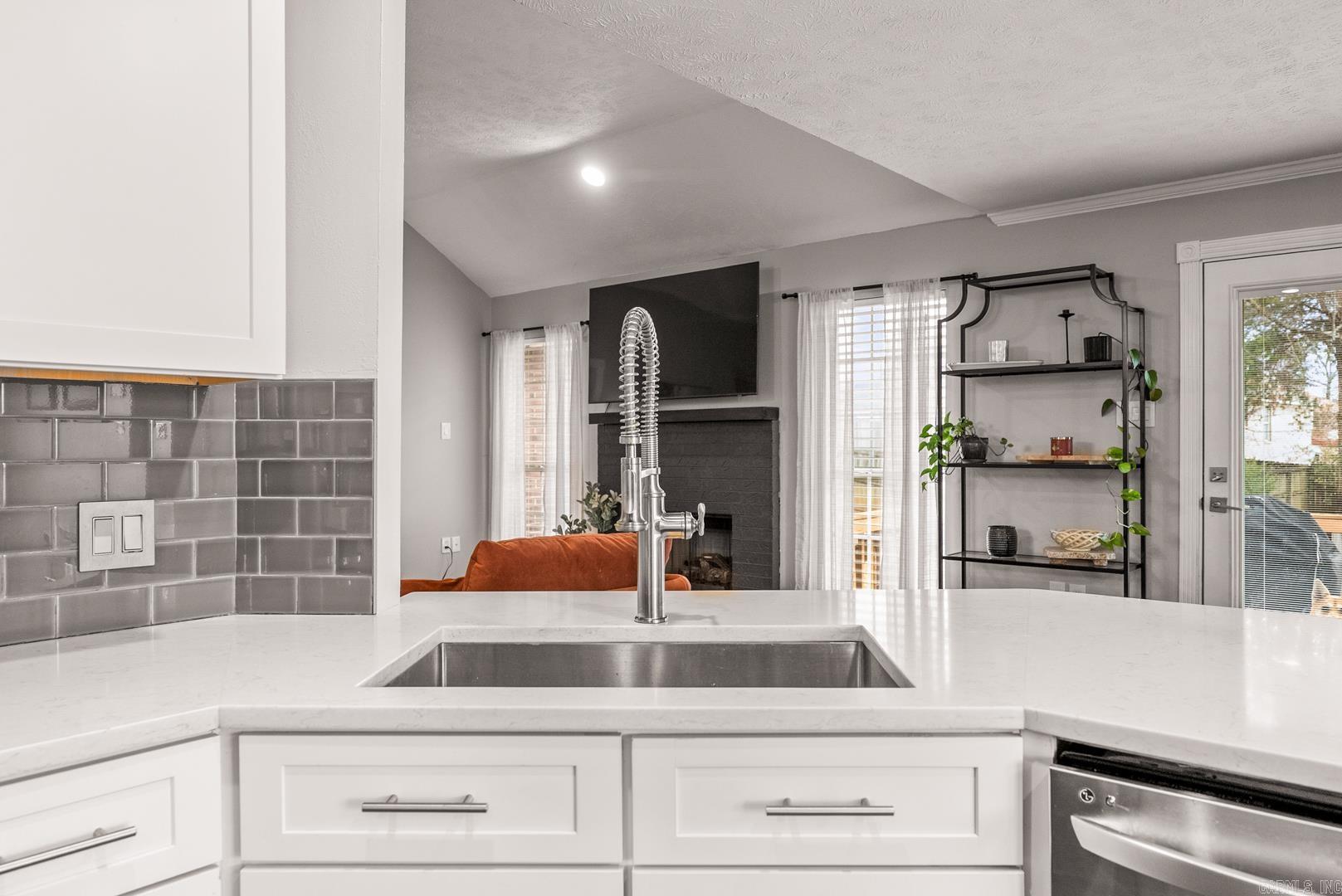 CUTTER RIDGE - Residential