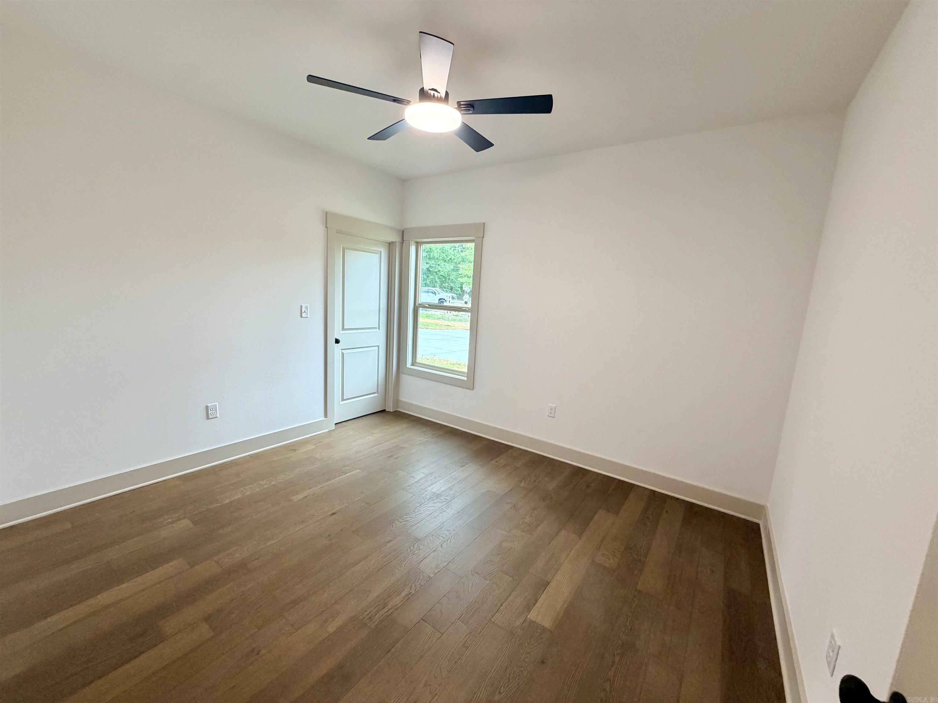 DETONTI PLACE PHASE I - Residential