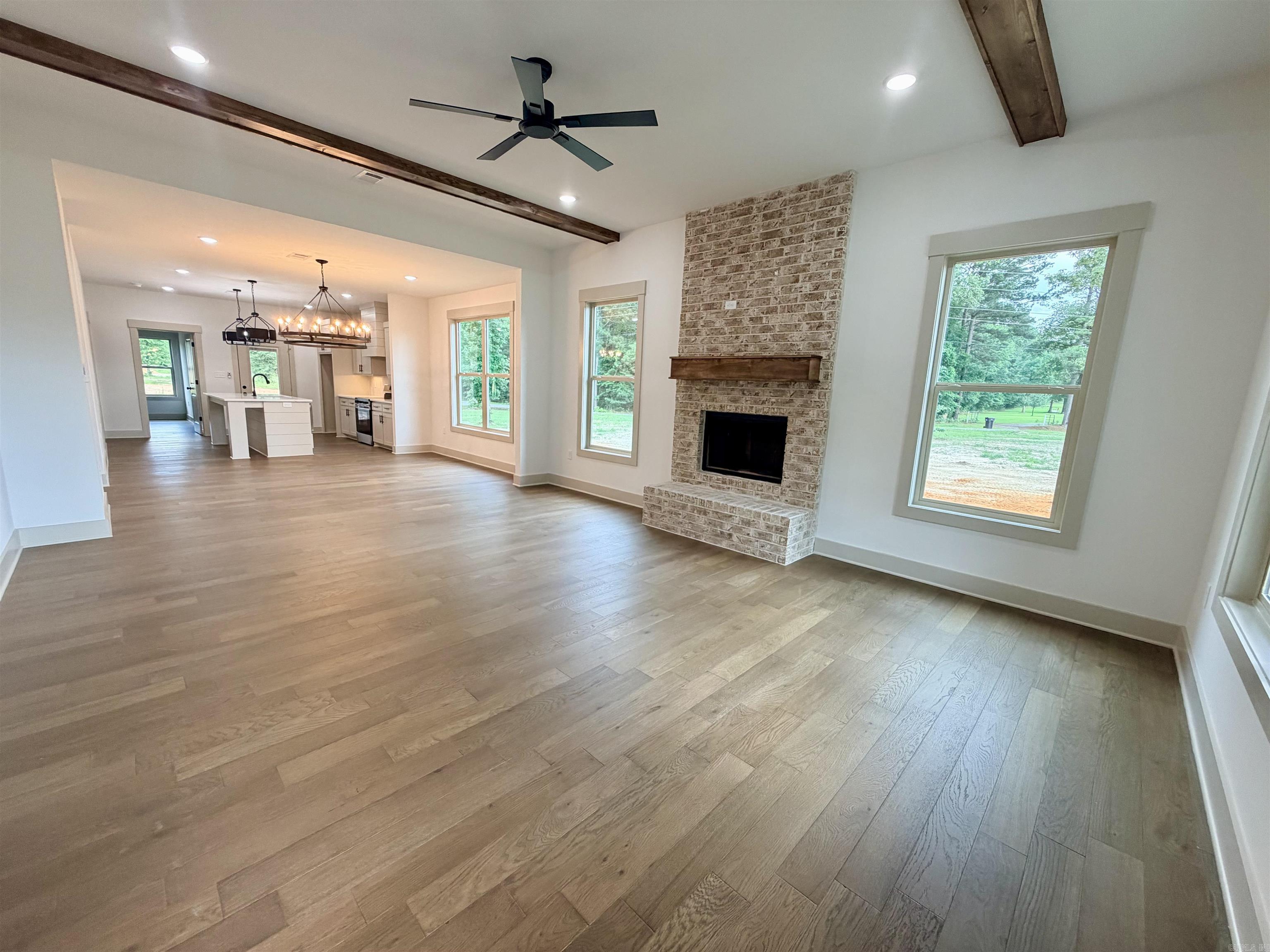 DETONTI PLACE PHASE I - Residential