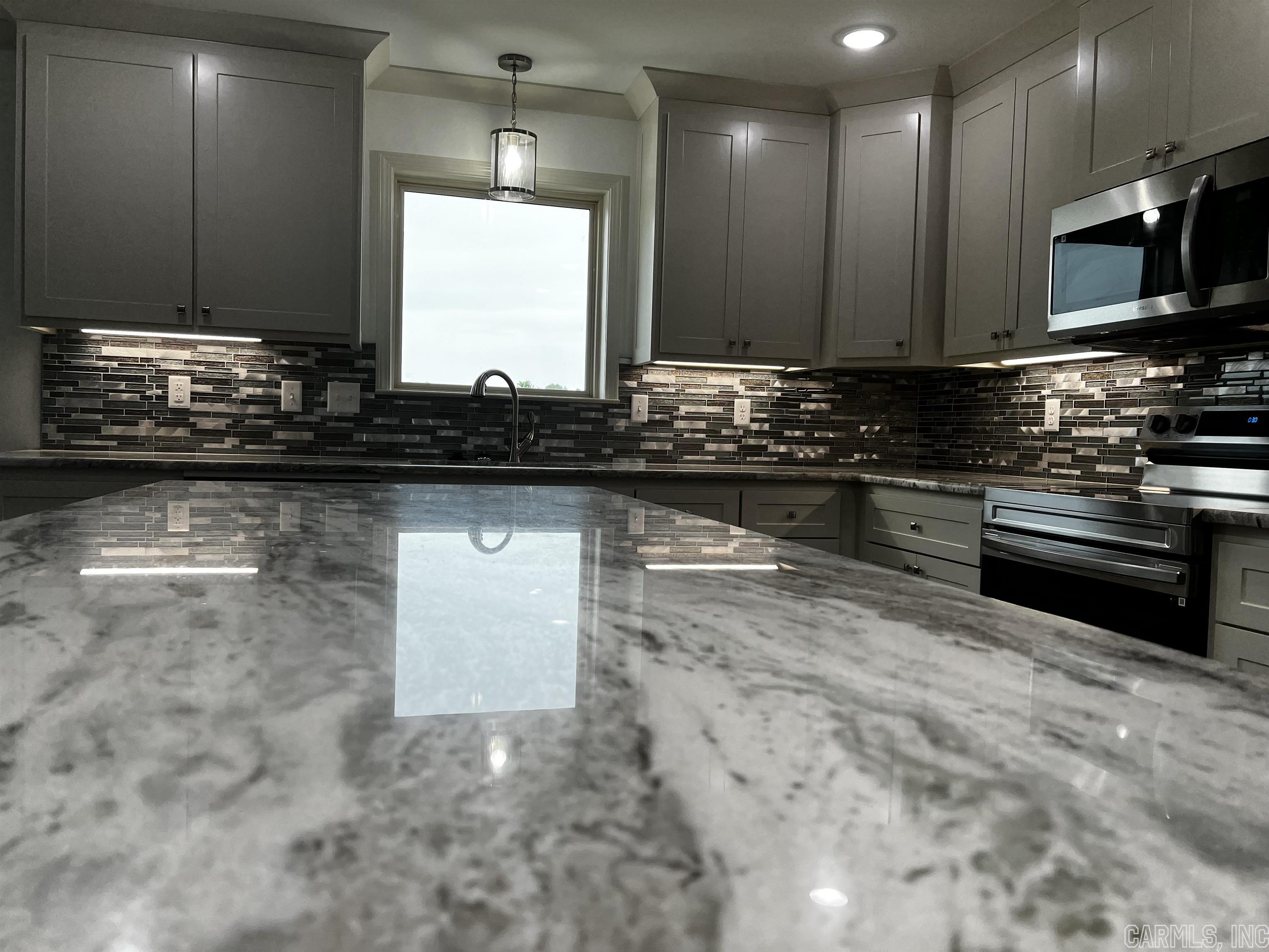 Saddle Creek - Residential