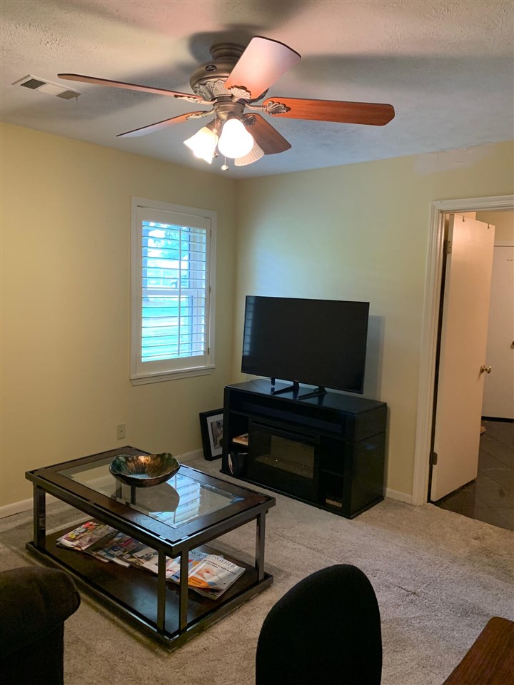 CHAPMAN & DEWEY - Residential