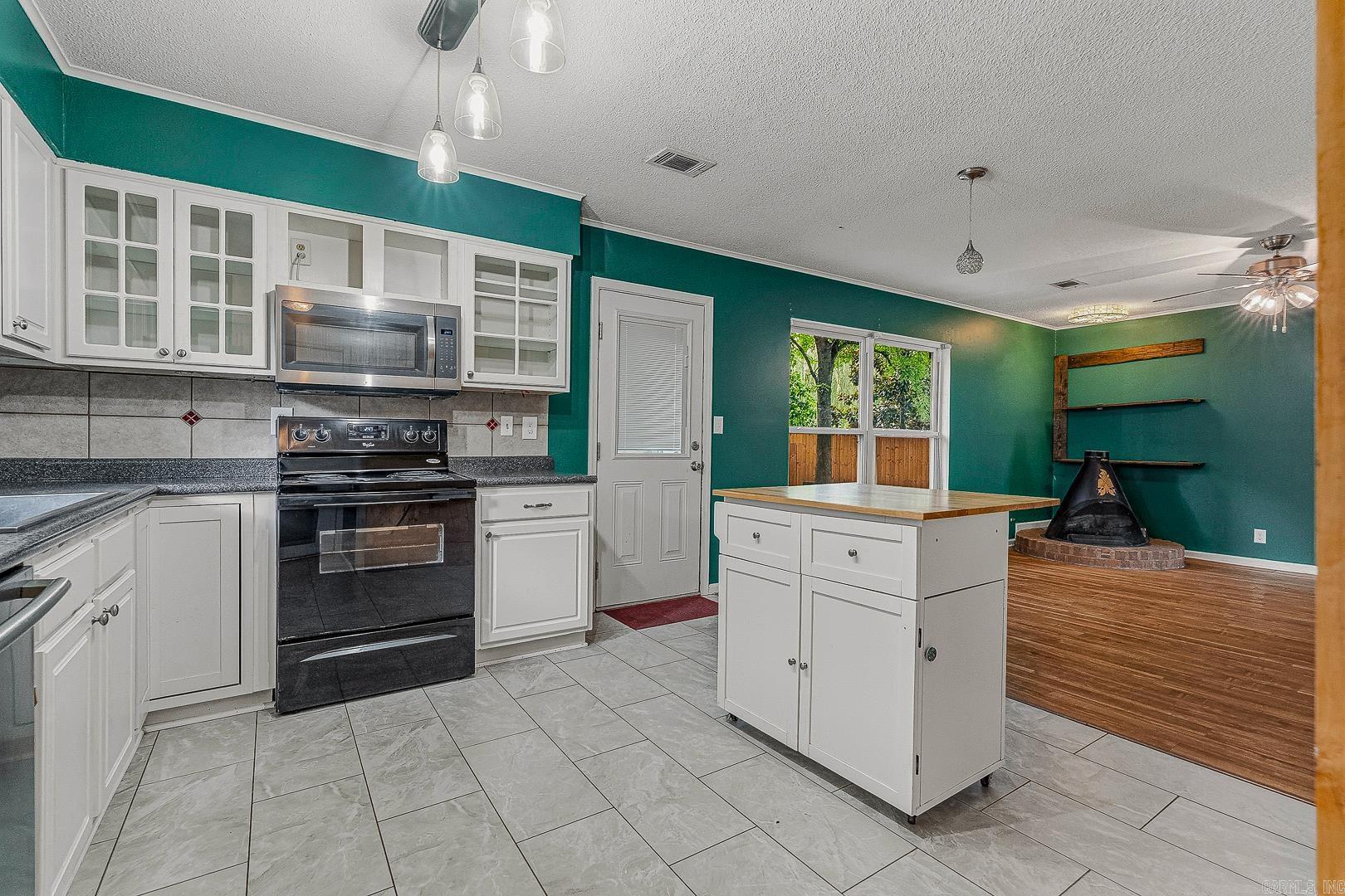 RICHLAND HILLS ADDN - Residential
