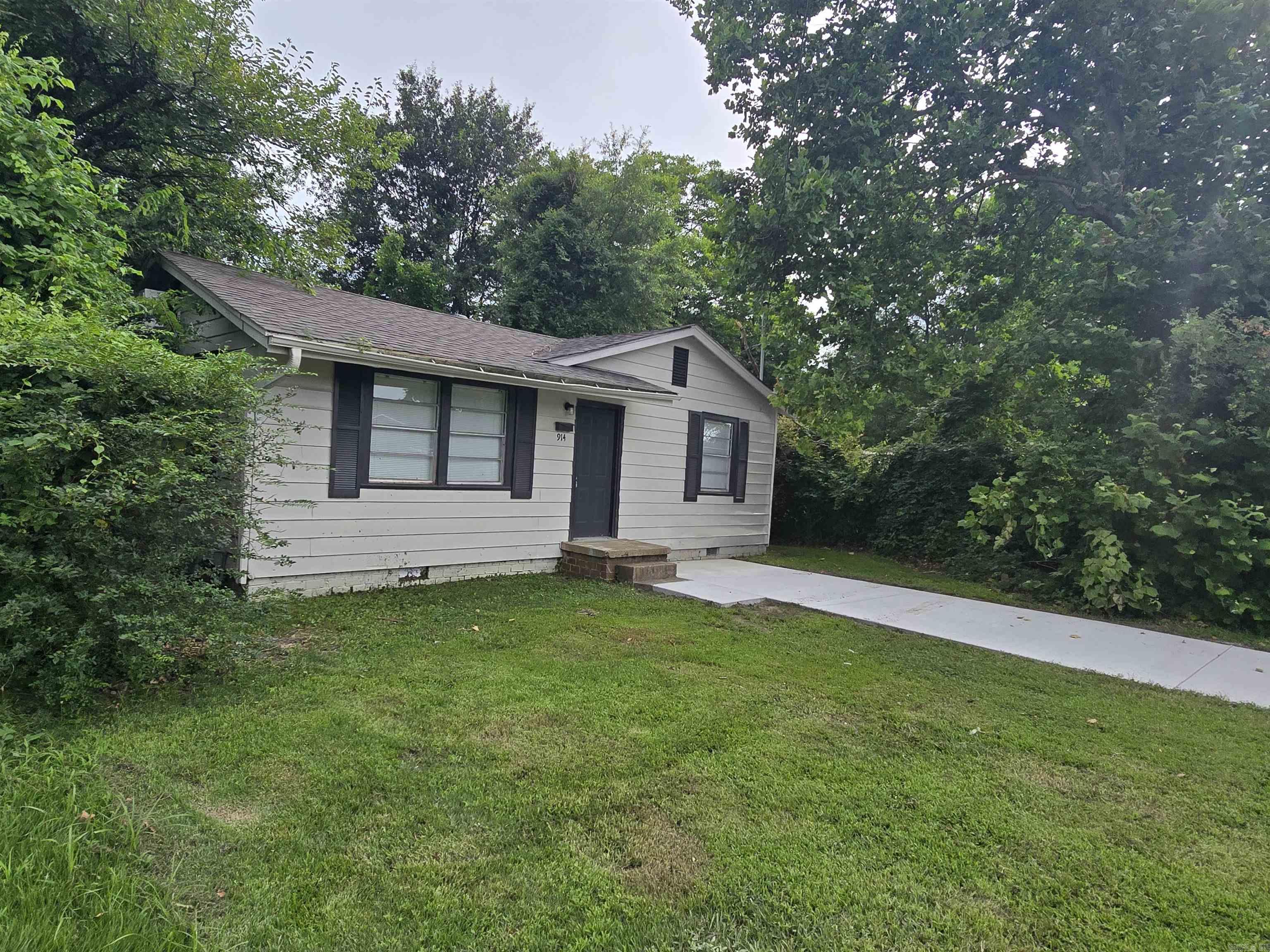Wrights of Haneys - Residential Lease