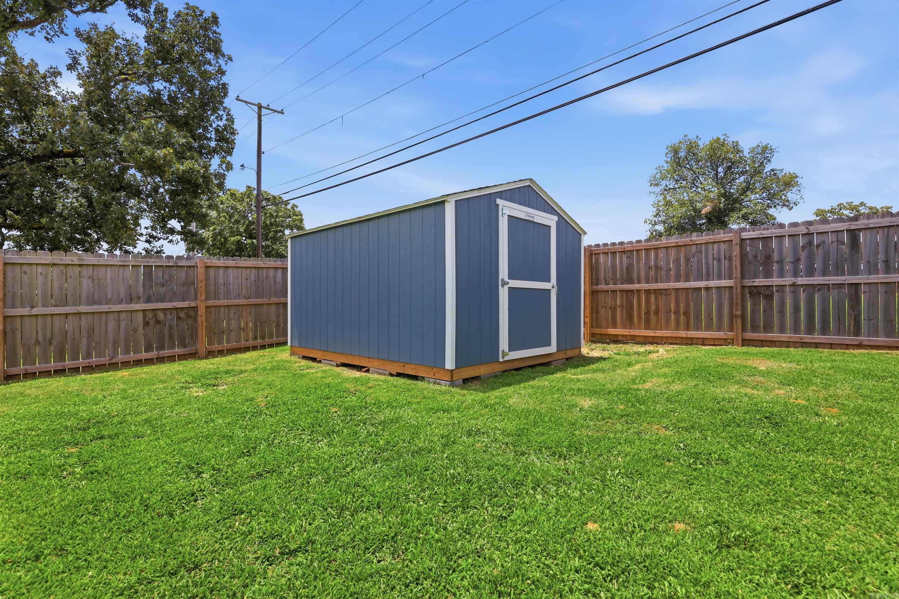 PIKE VIEW - Residential
