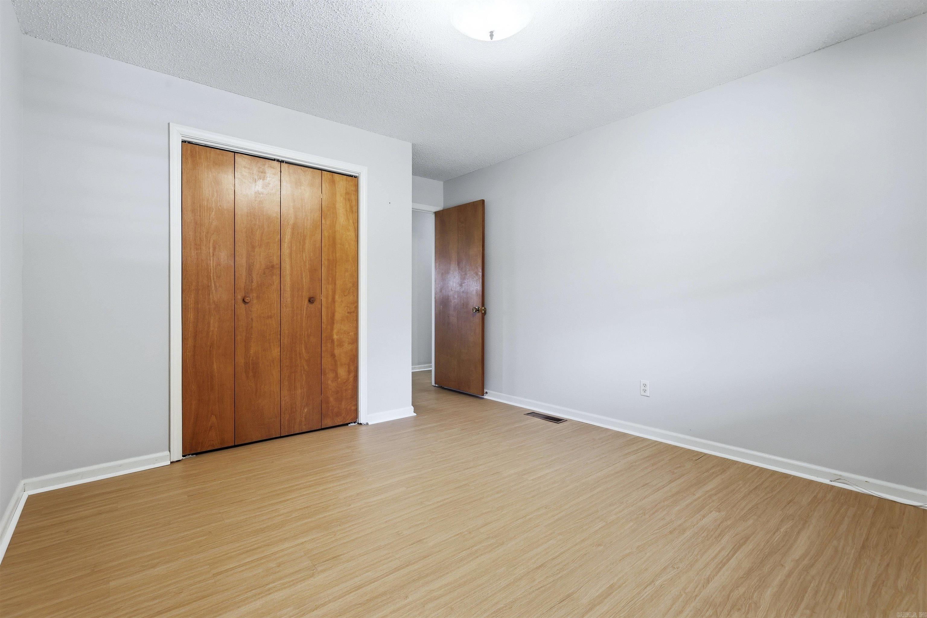 PIKE VIEW - Residential