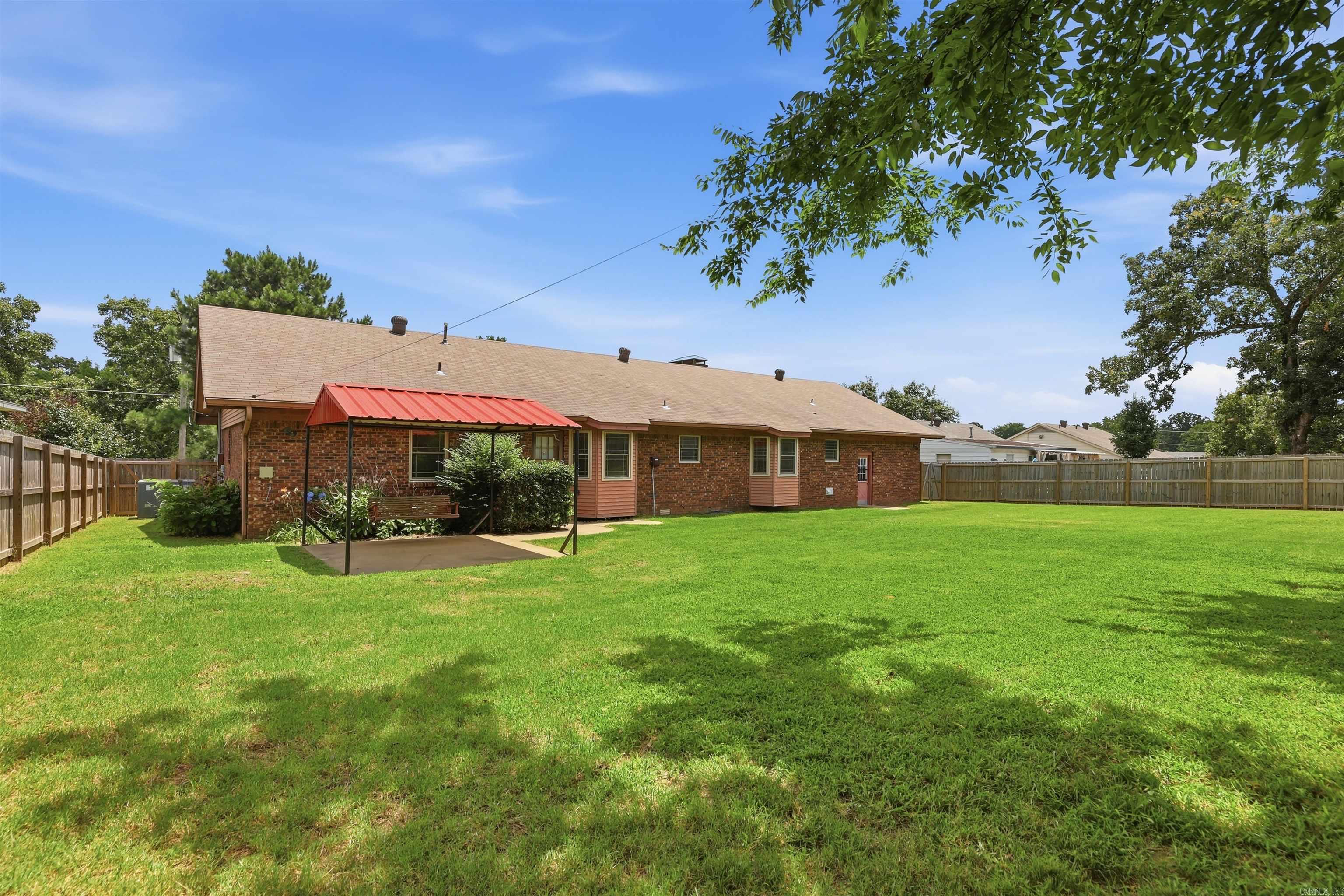 PIKE VIEW - Residential