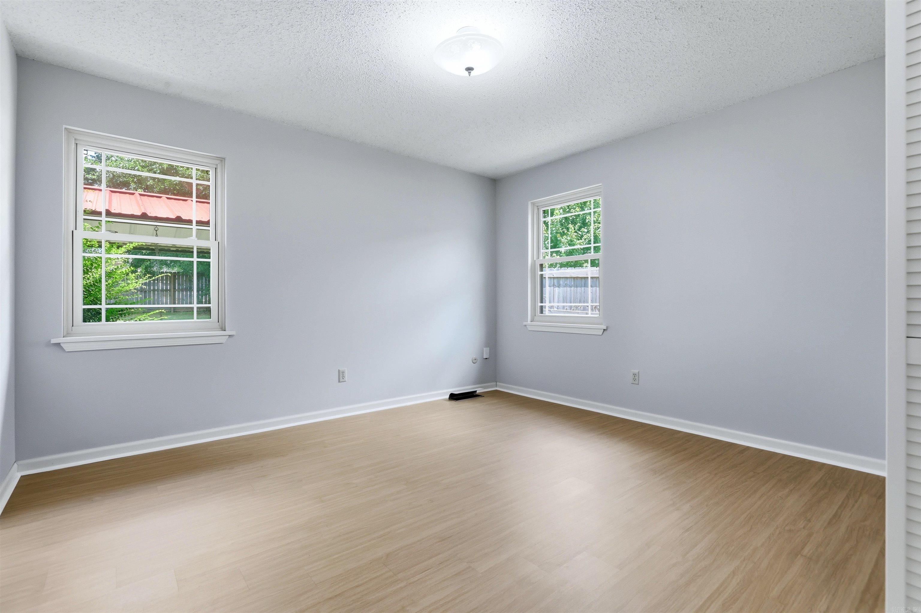 PIKE VIEW - Residential