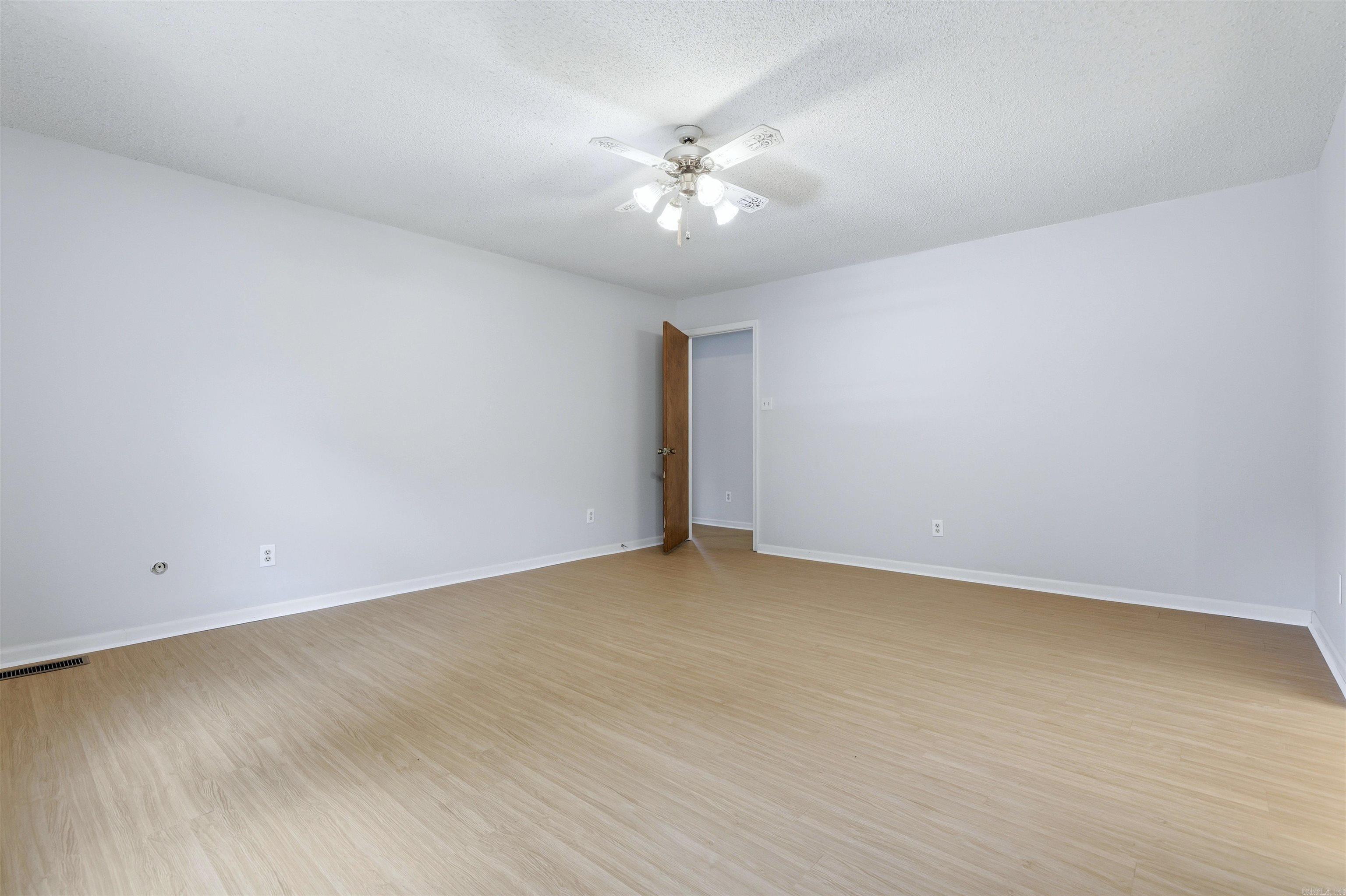 PIKE VIEW - Residential