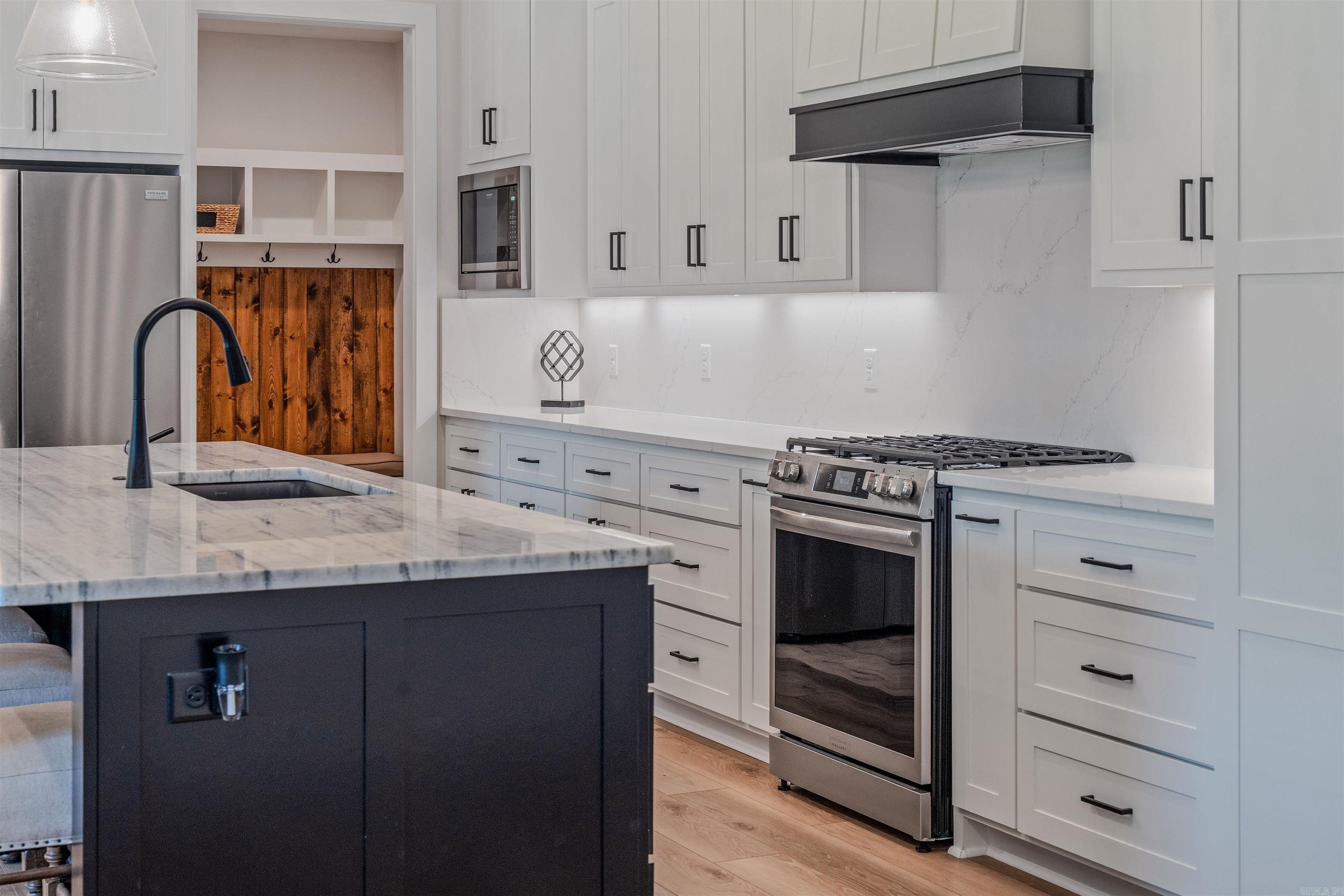 CORAL RIDGE - Residential