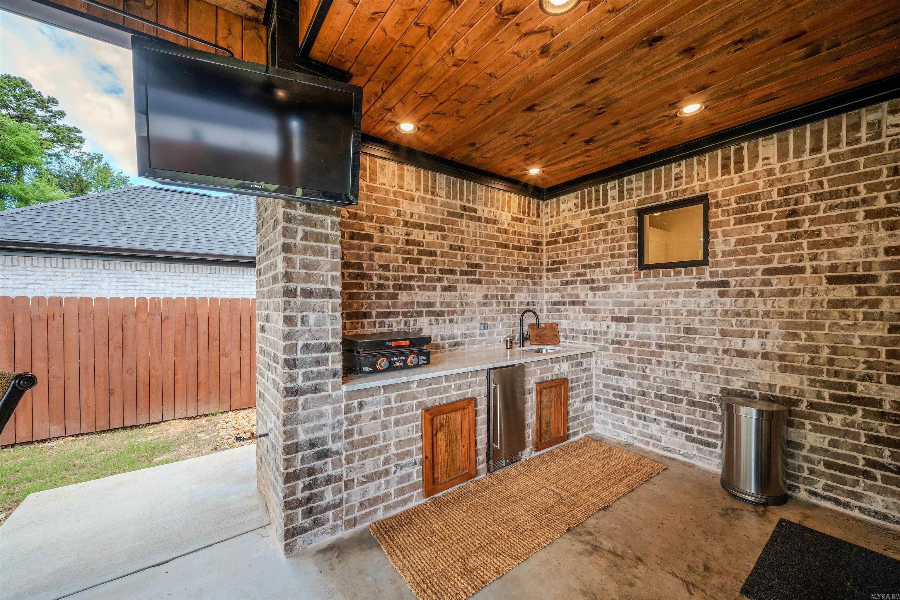 CORAL RIDGE - Residential