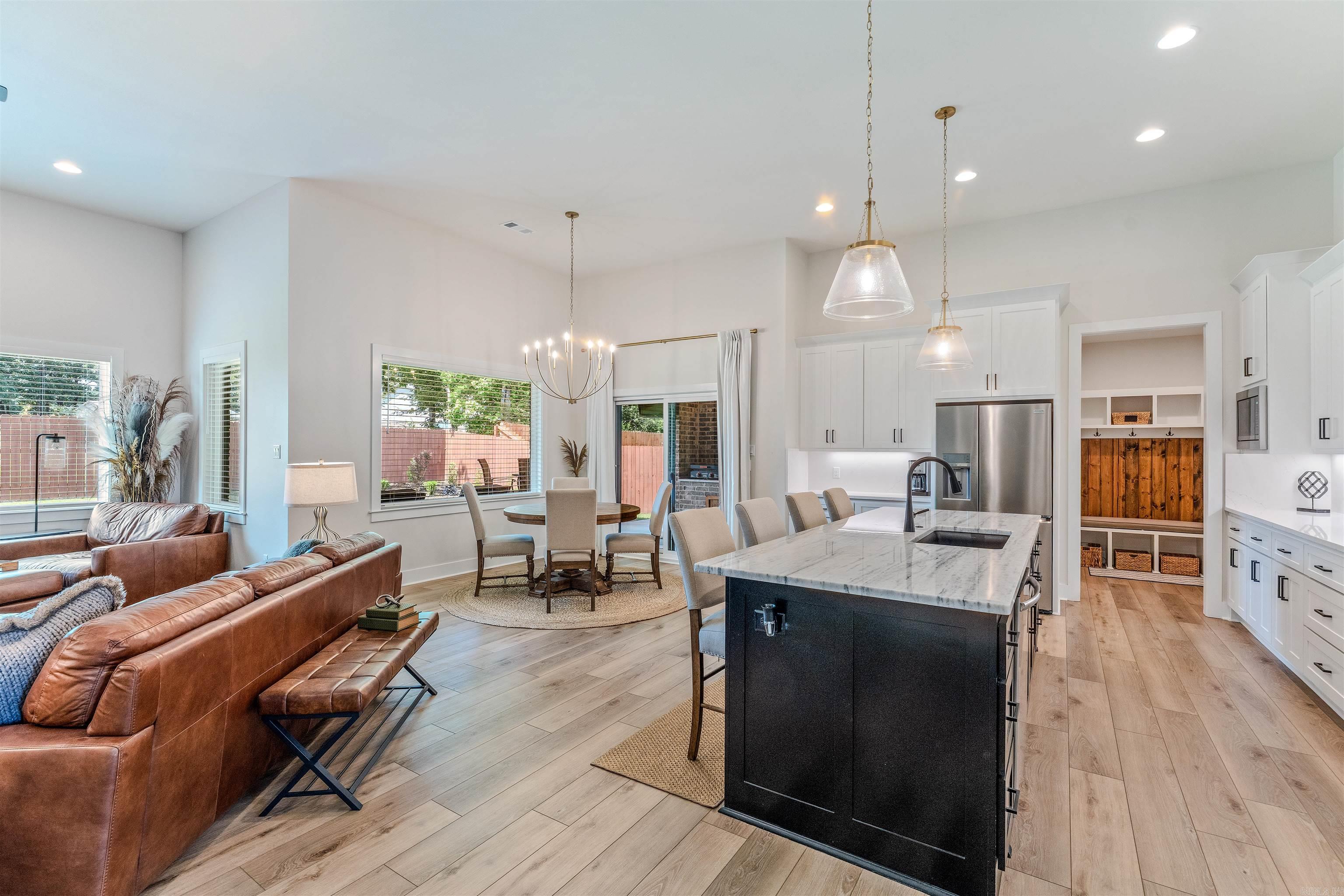 CORAL RIDGE - Residential