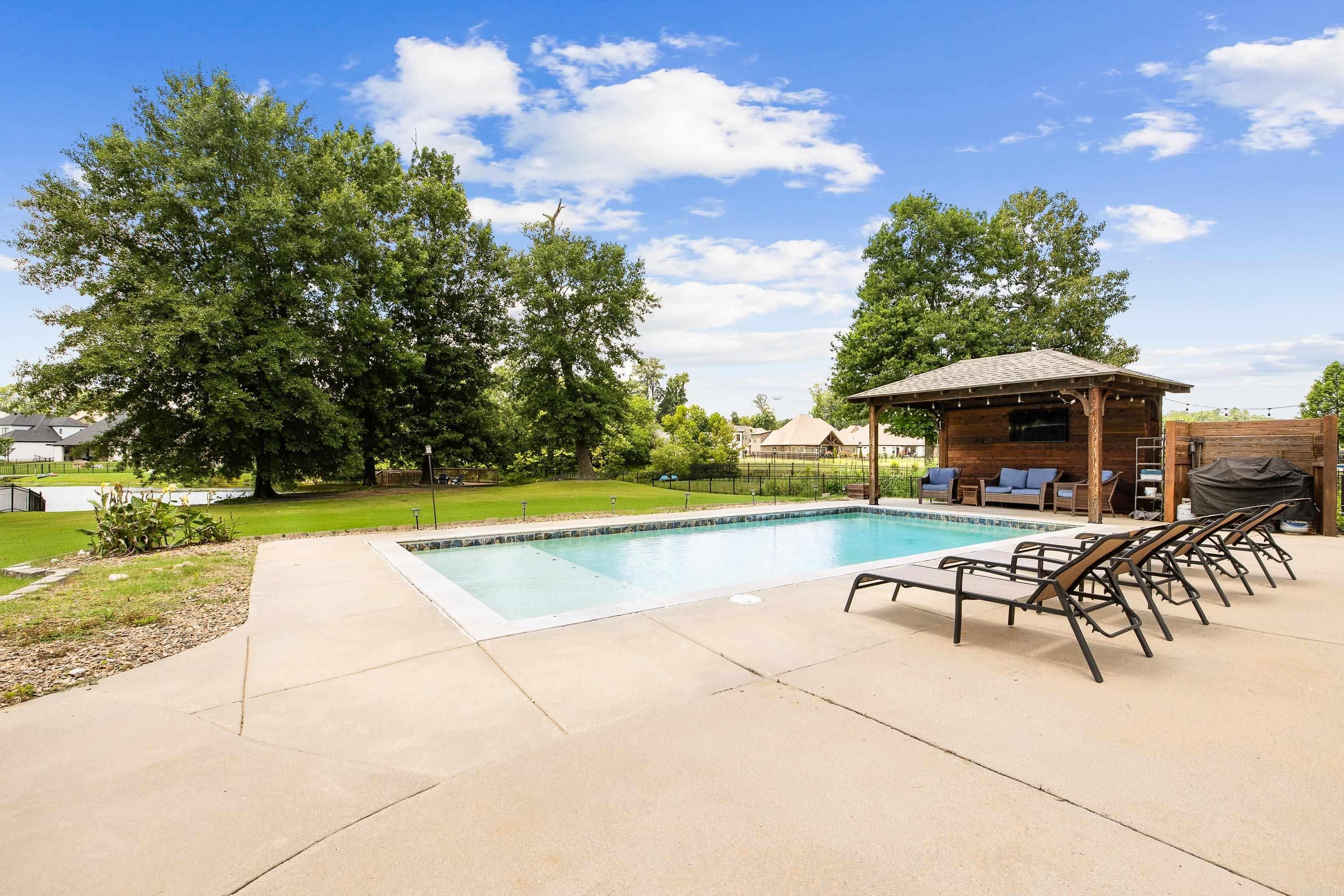 HURRICANE LAKE EST - Residential