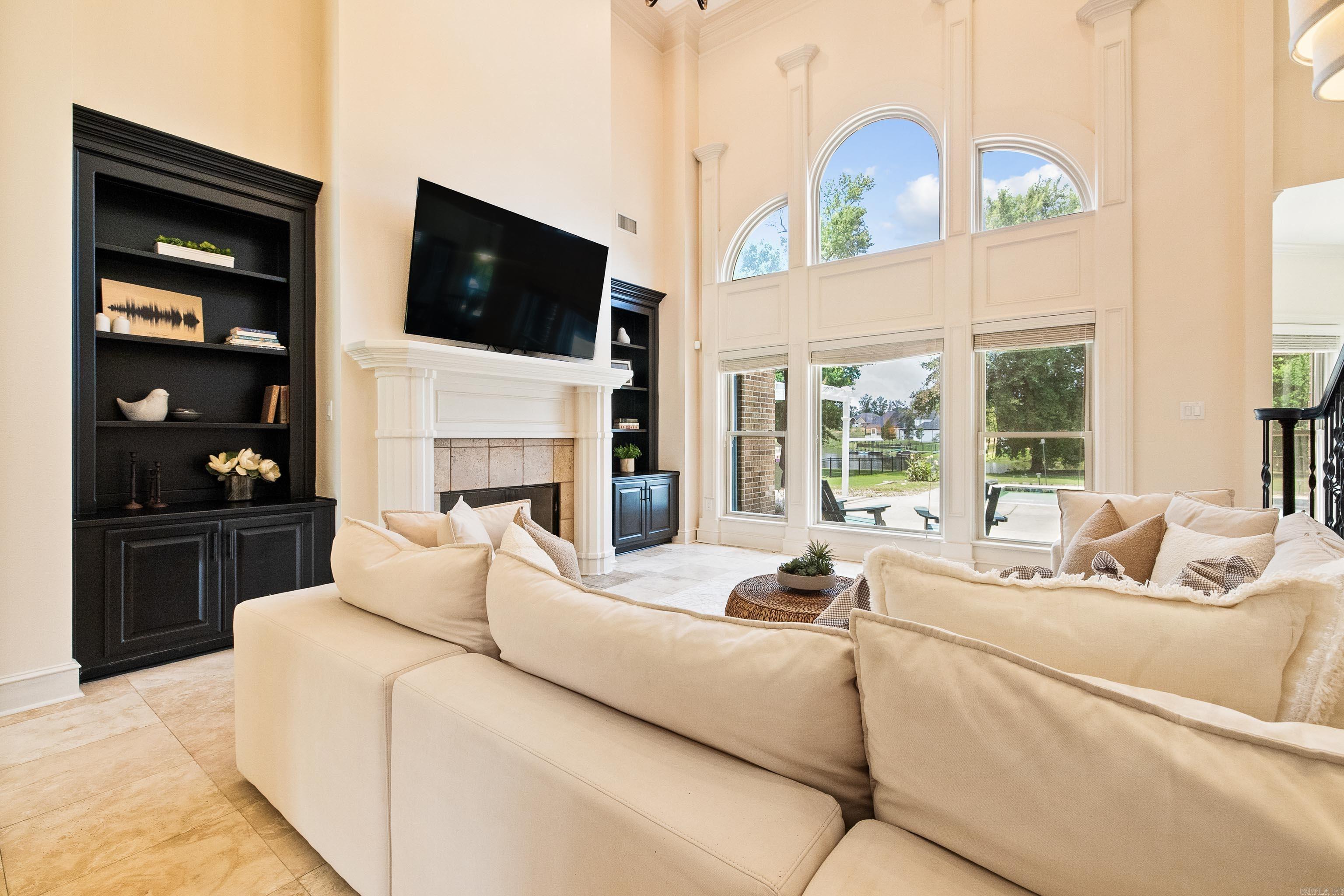 HURRICANE LAKE EST - Residential