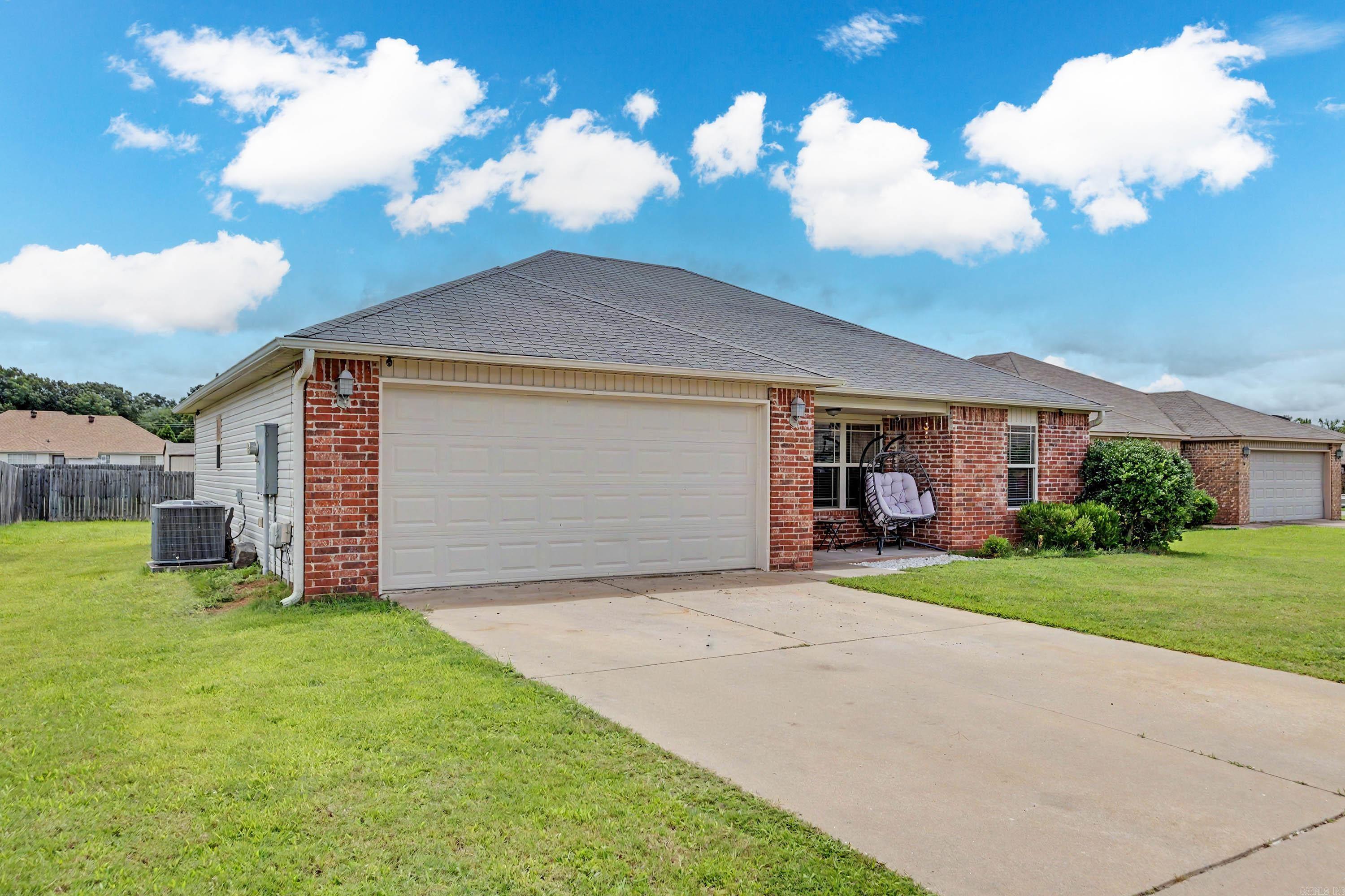 GREENWOOD ACRES - Residential