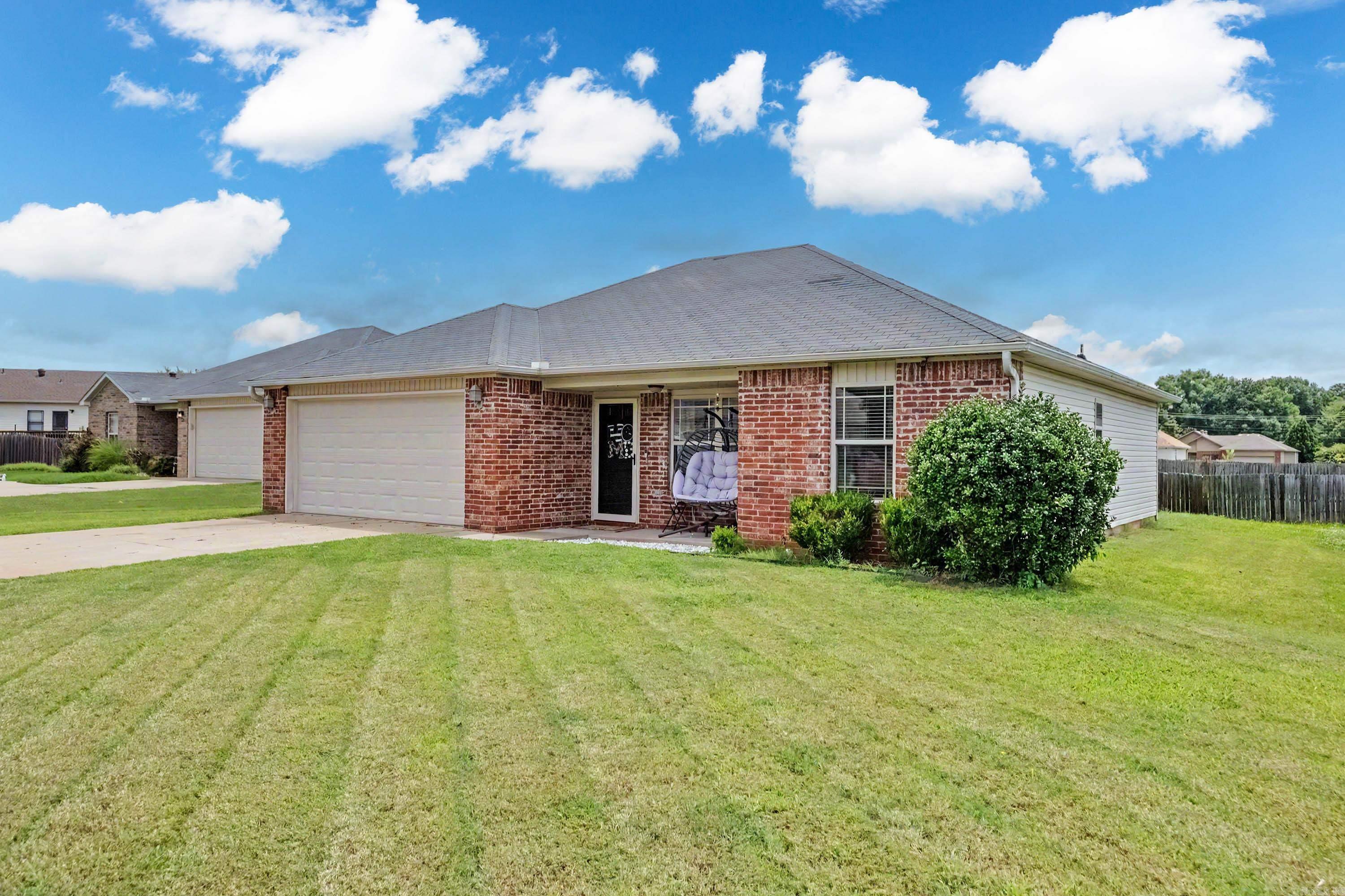 GREENWOOD ACRES - Residential