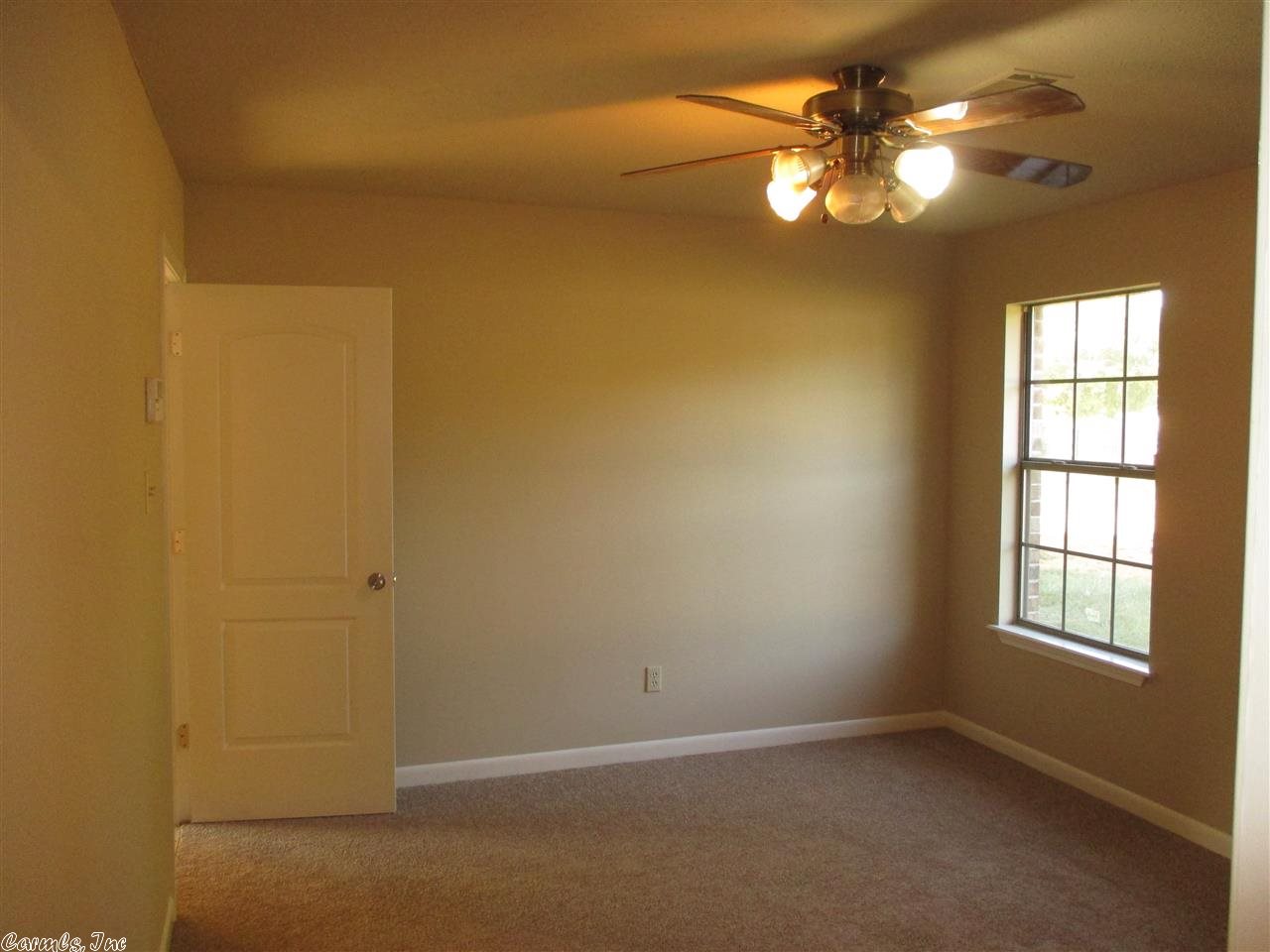 OAKCREST - Residential