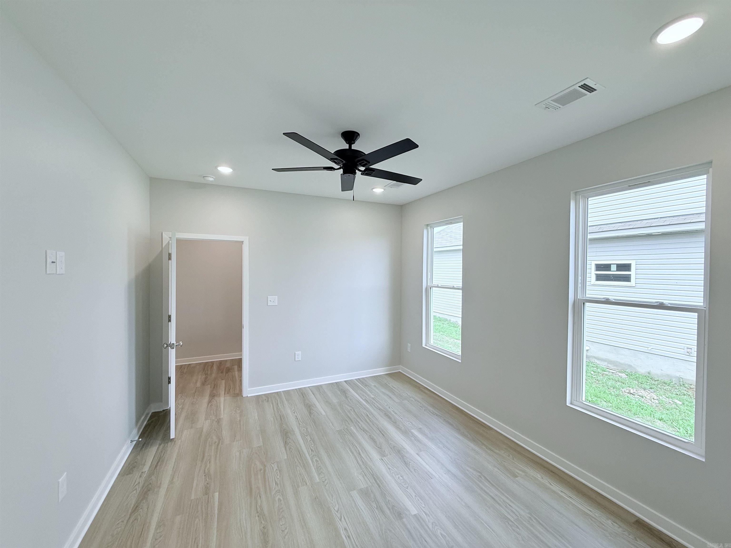 WALNUT VALLEY - Residential