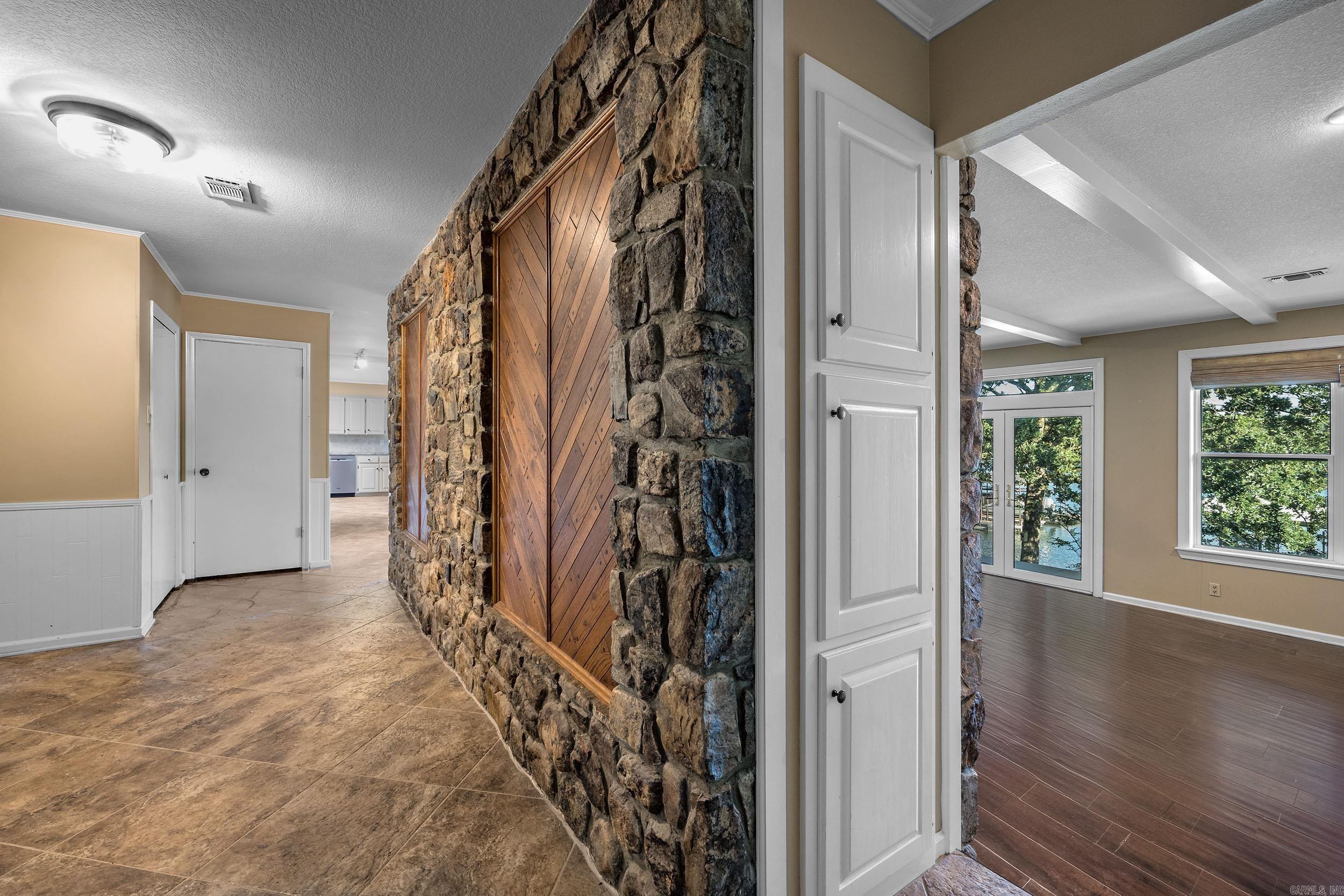 Hamilton Gate #2 - Residential