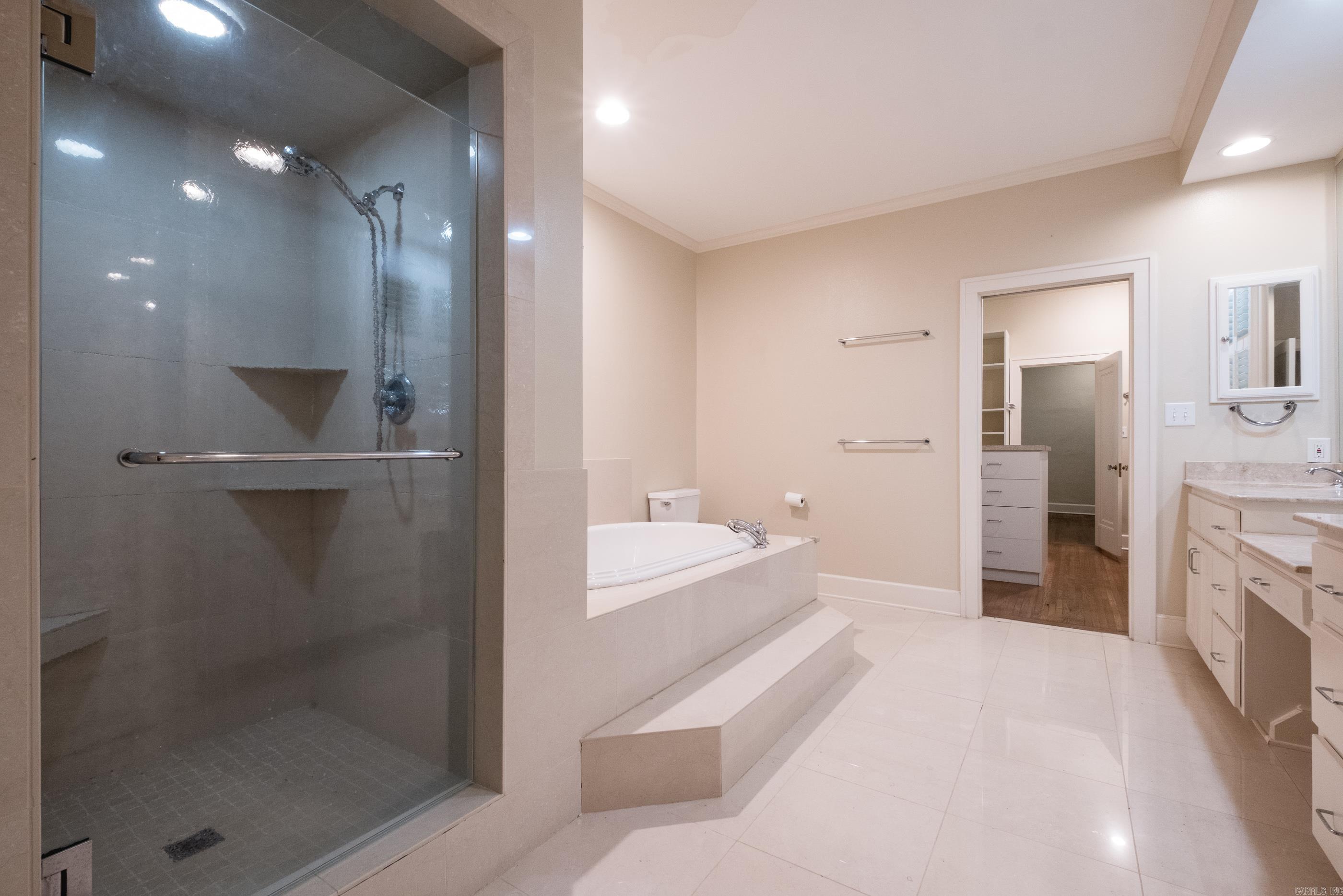 CLIFFEWOOD - Residential