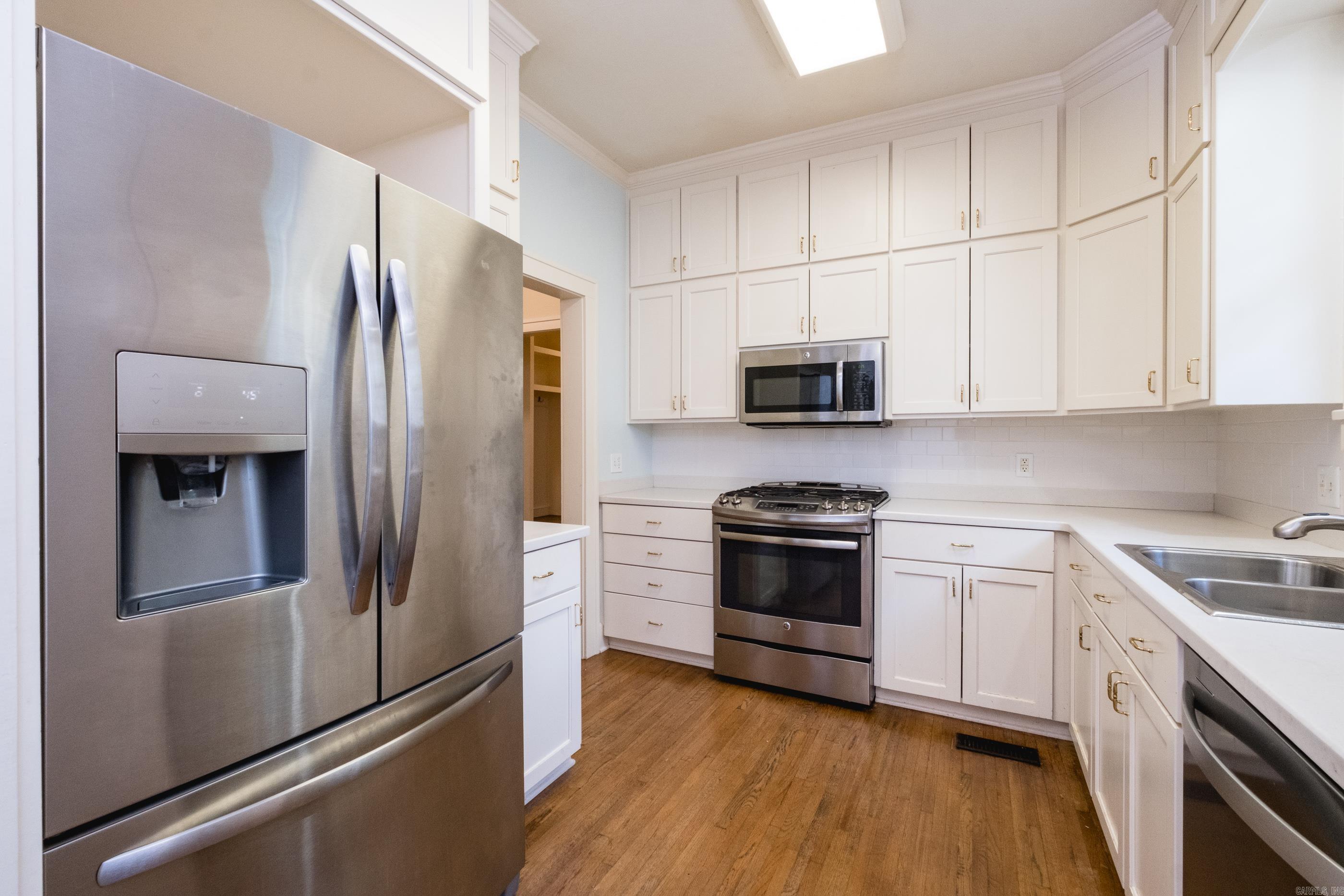 CLIFFEWOOD - Residential