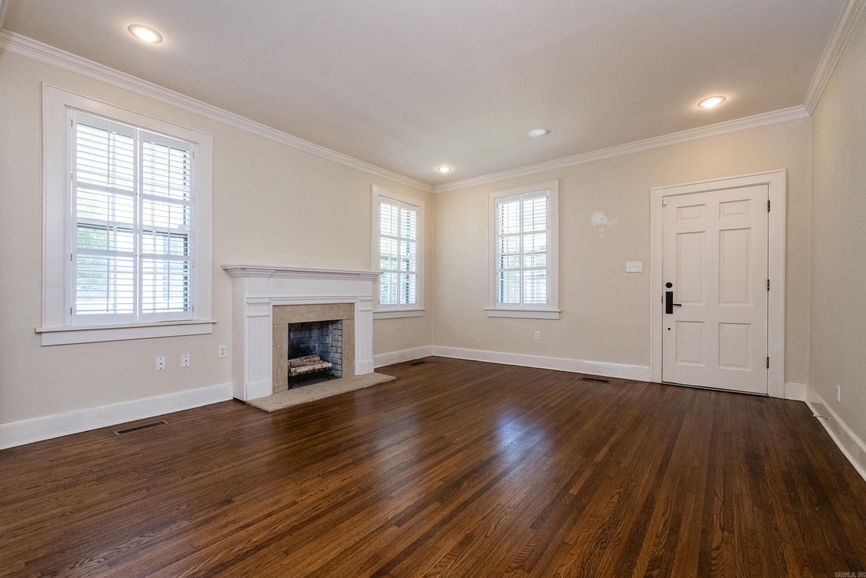 CLIFFEWOOD - Residential